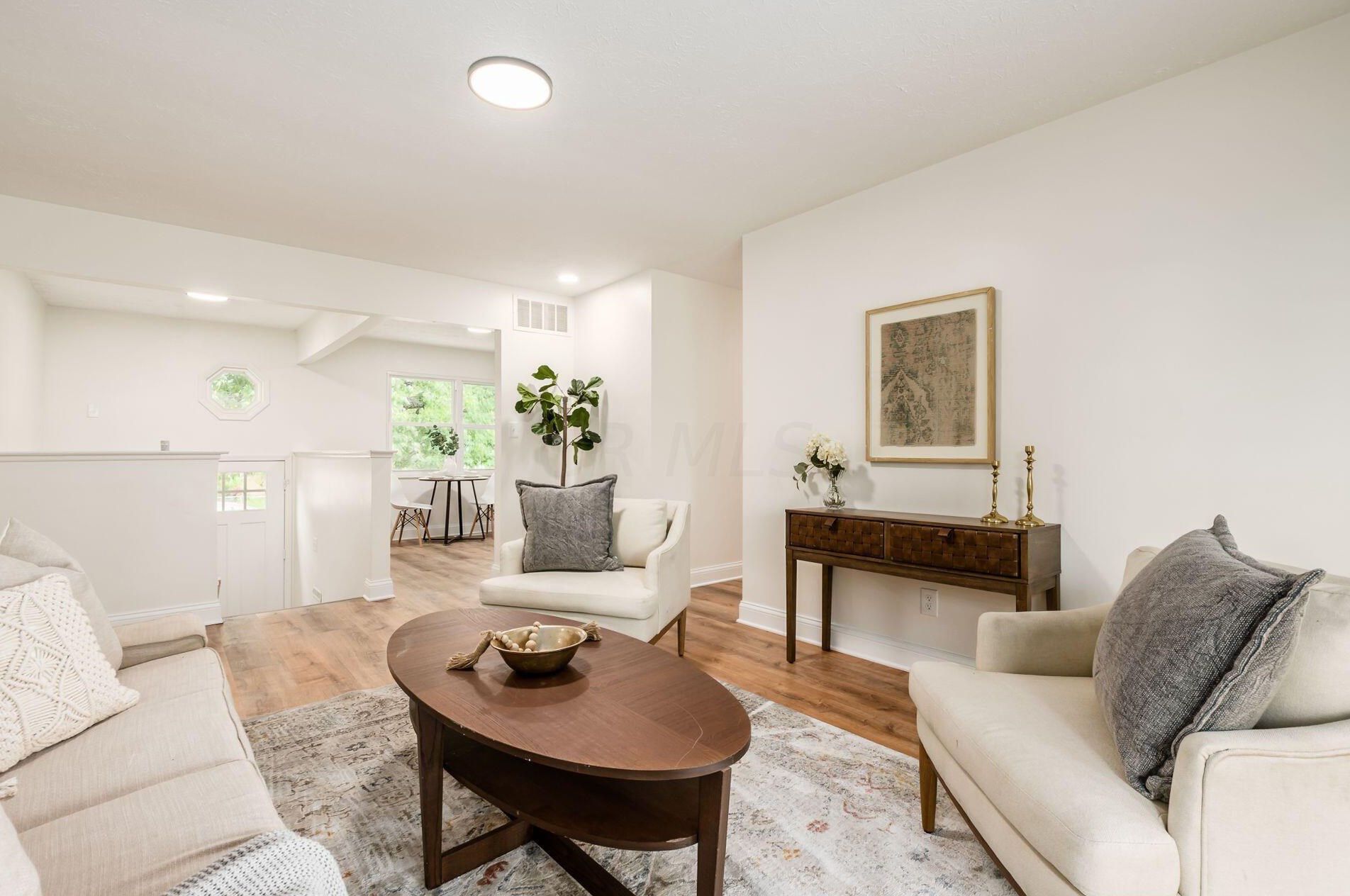 3889 Frazier Rd, Columbus OH 43207-4132 exterior