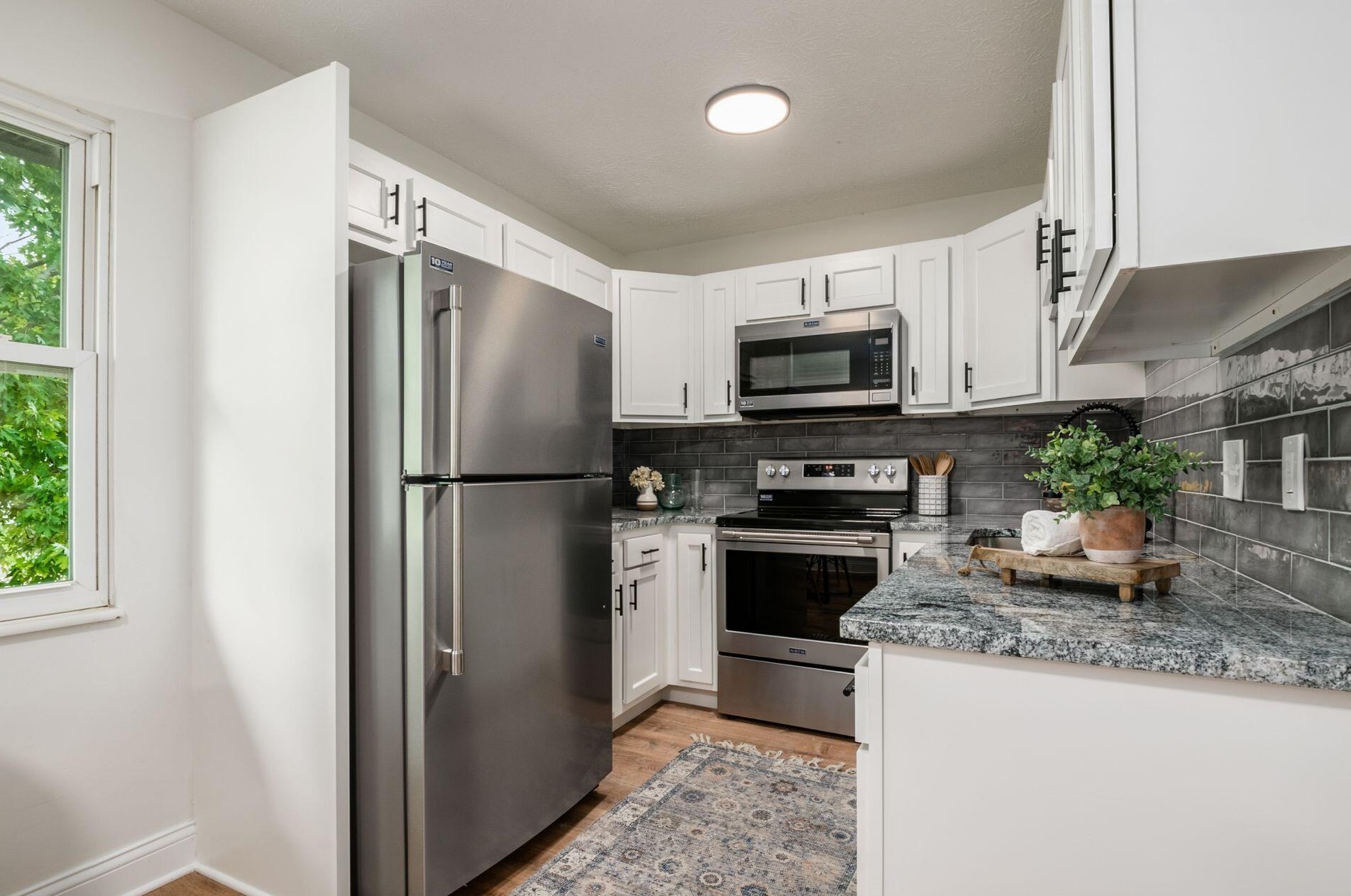 3889 Frazier Rd, Columbus OH 43207-4132 exterior