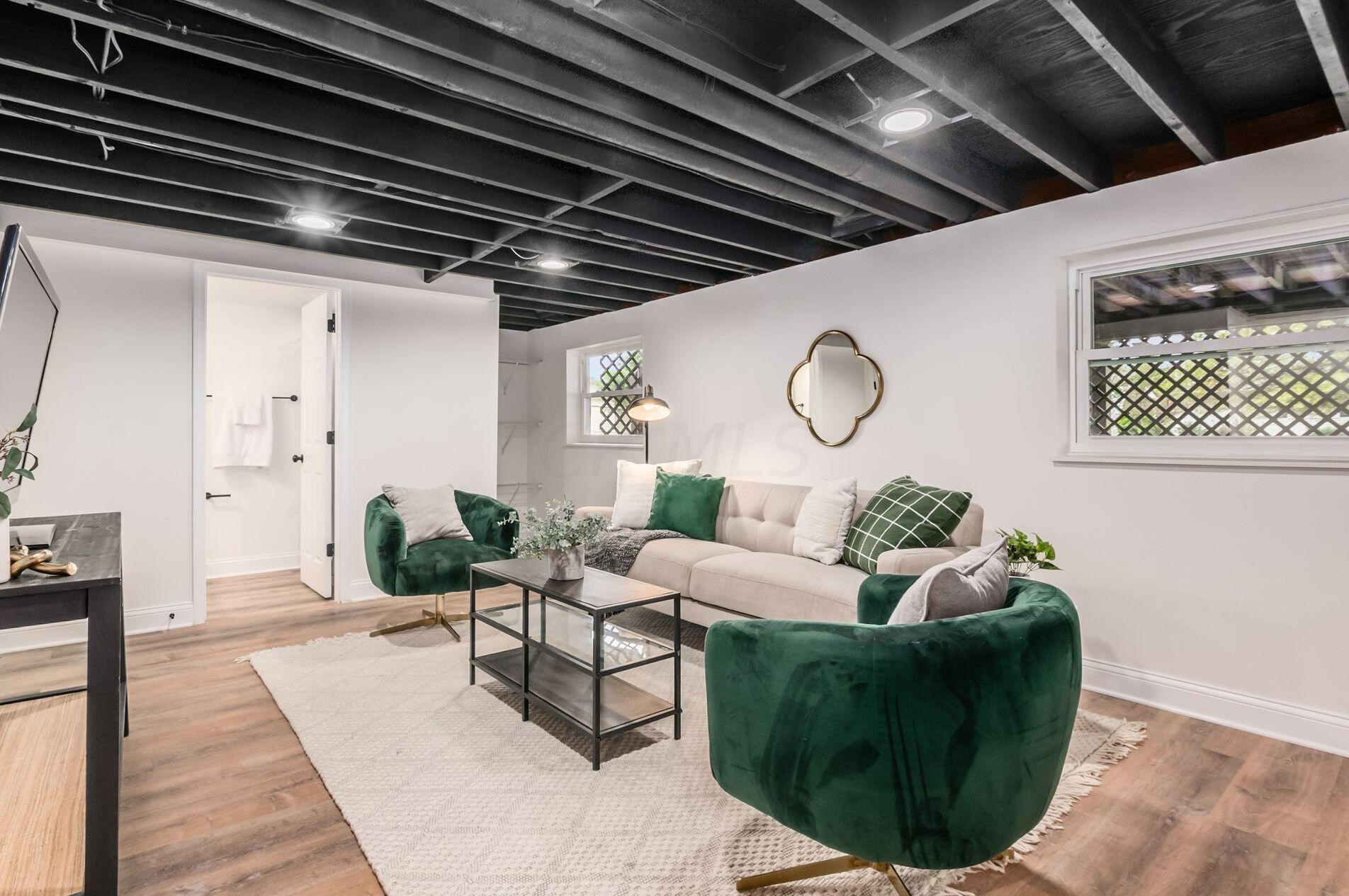 3889 Frazier Rd, Columbus OH 43207-4132 exterior