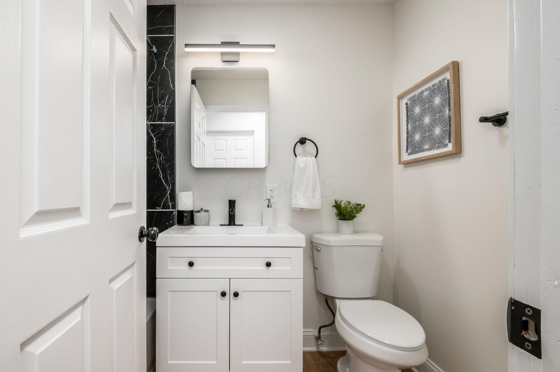 3889 Frazier Rd, Columbus OH 43207-4132 exterior