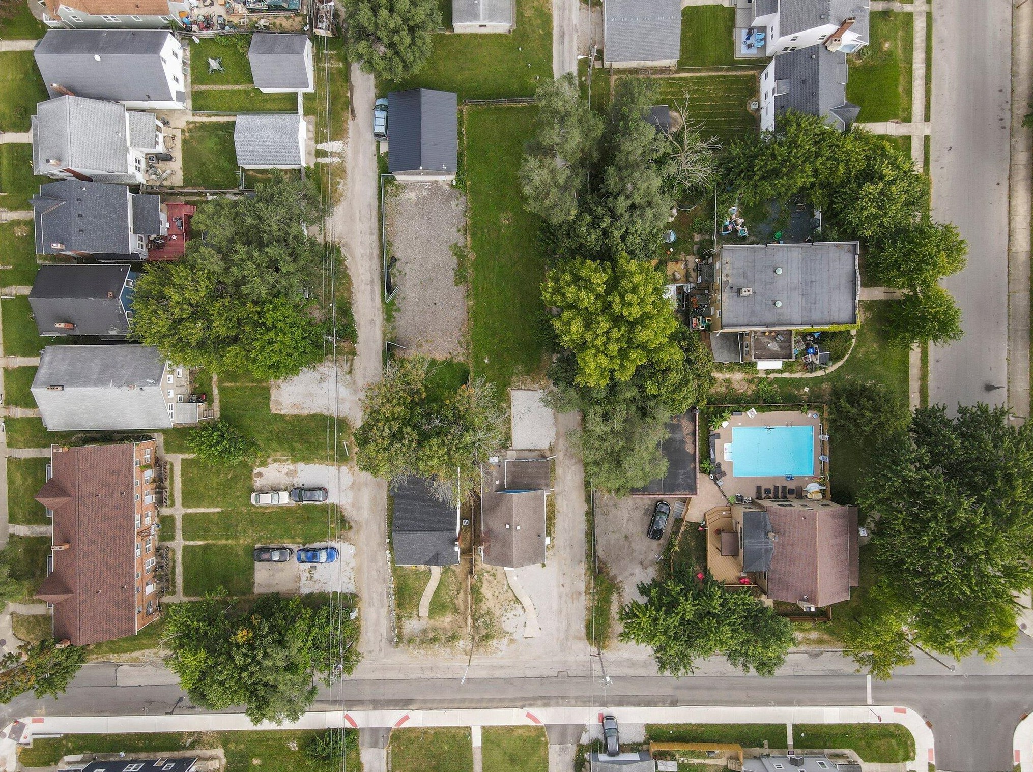 1068 Deshler Ave, Columbus OH  43206-2655 exterior