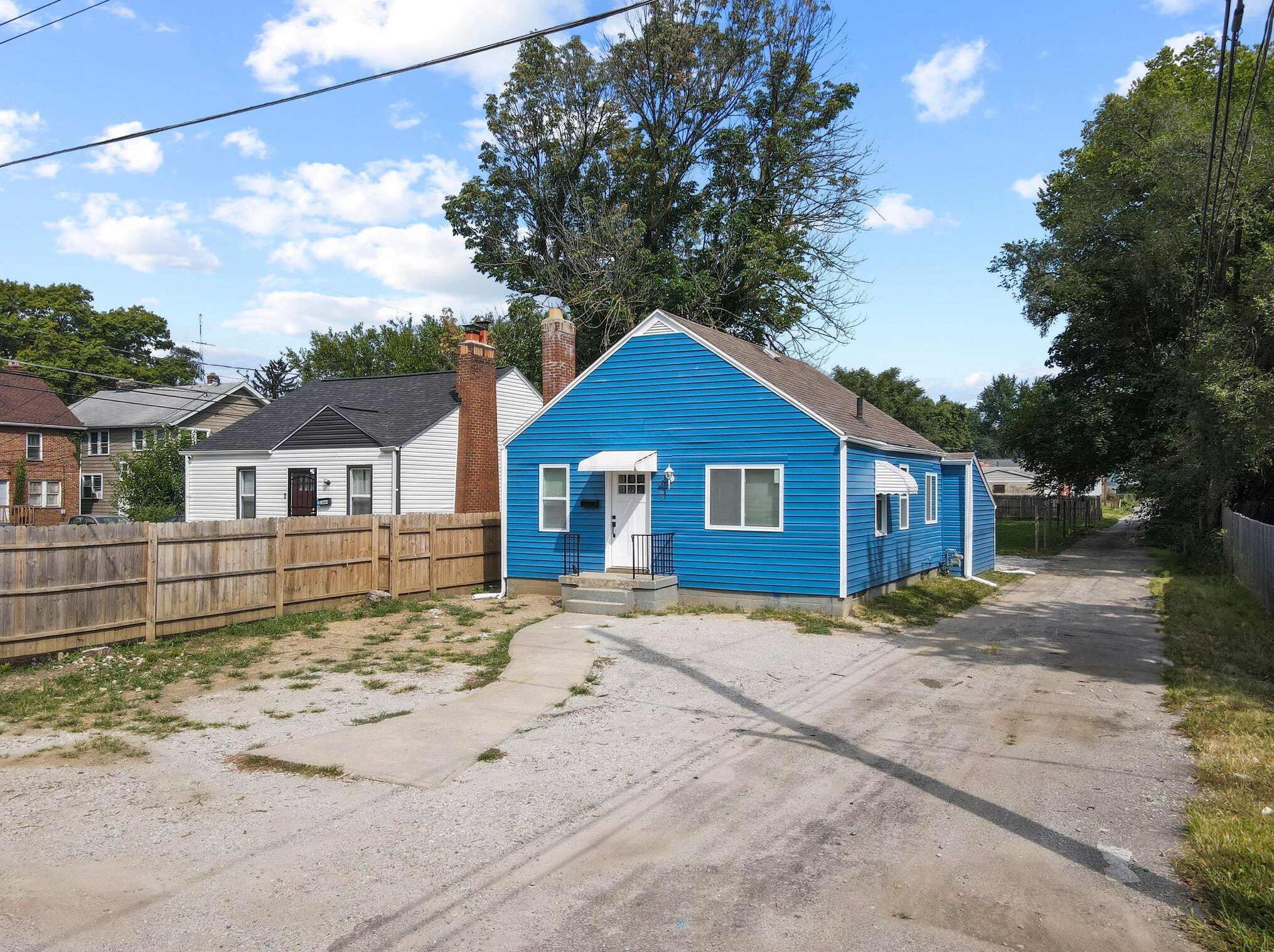 1068 Deshler Ave, Columbus OH  43206-2655 exterior