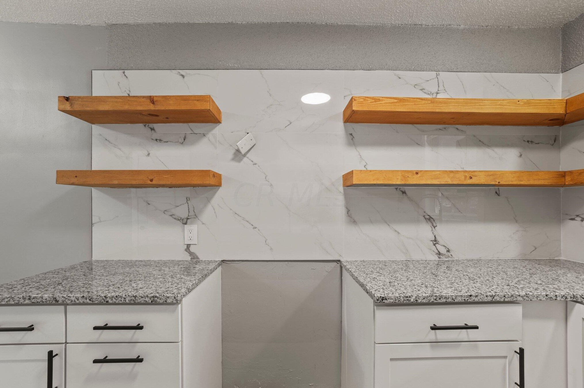 1068 Deshler Ave, Columbus OH  43206-2655 exterior