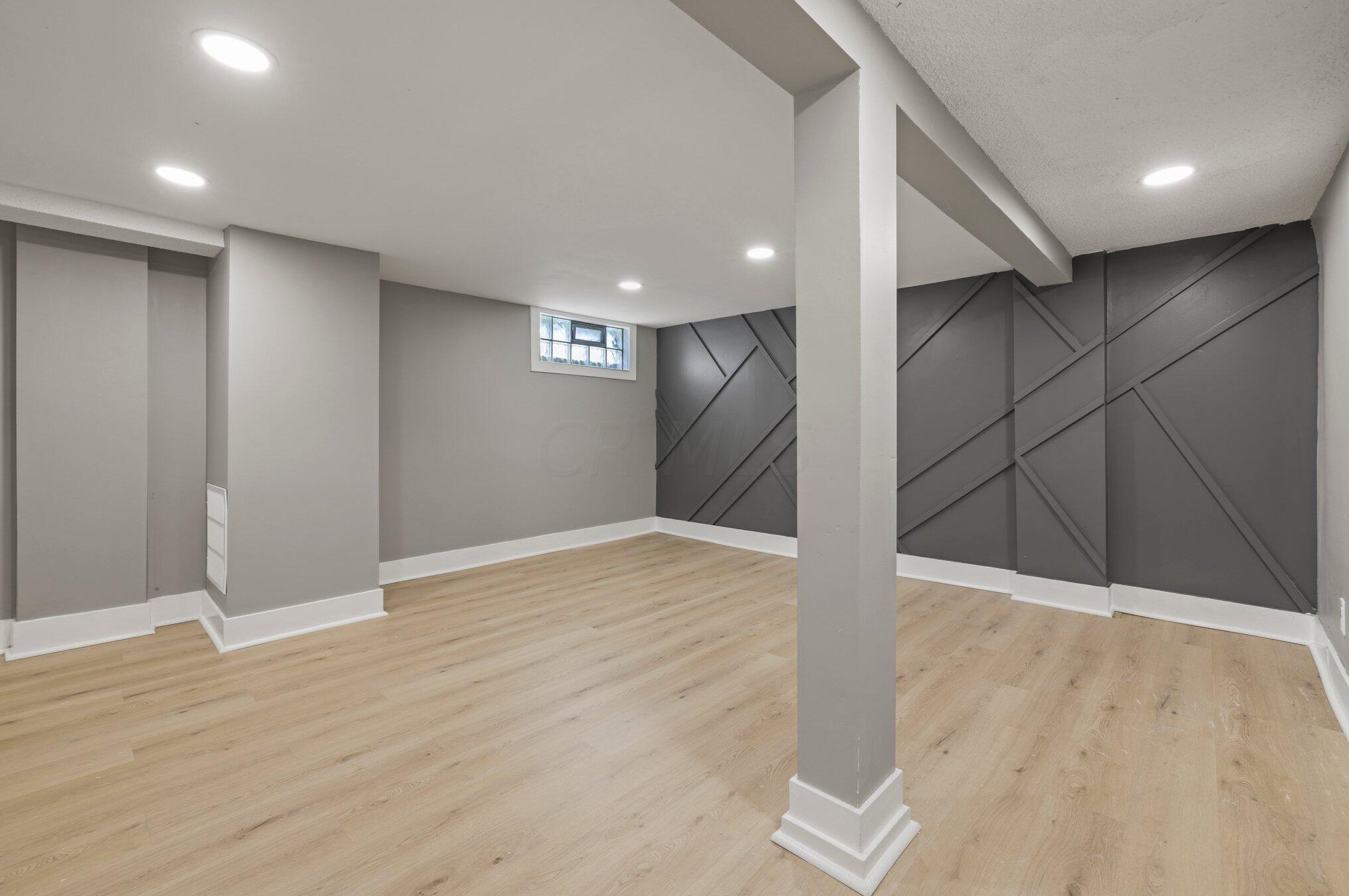 1068 Deshler Ave, Columbus OH  43206-2655 exterior