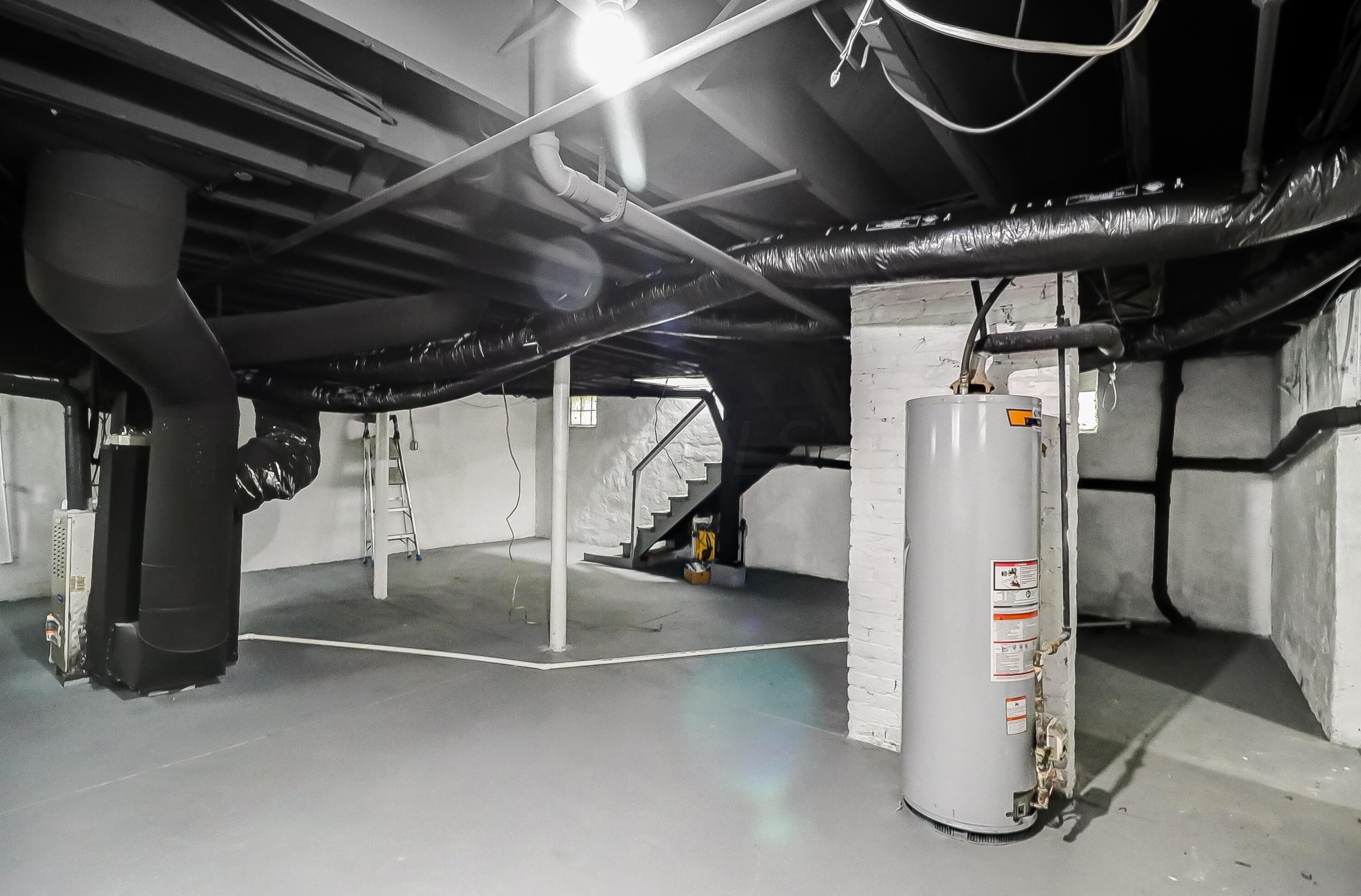 261 Eldon Ave, Columbus OH 43204-3702 exterior