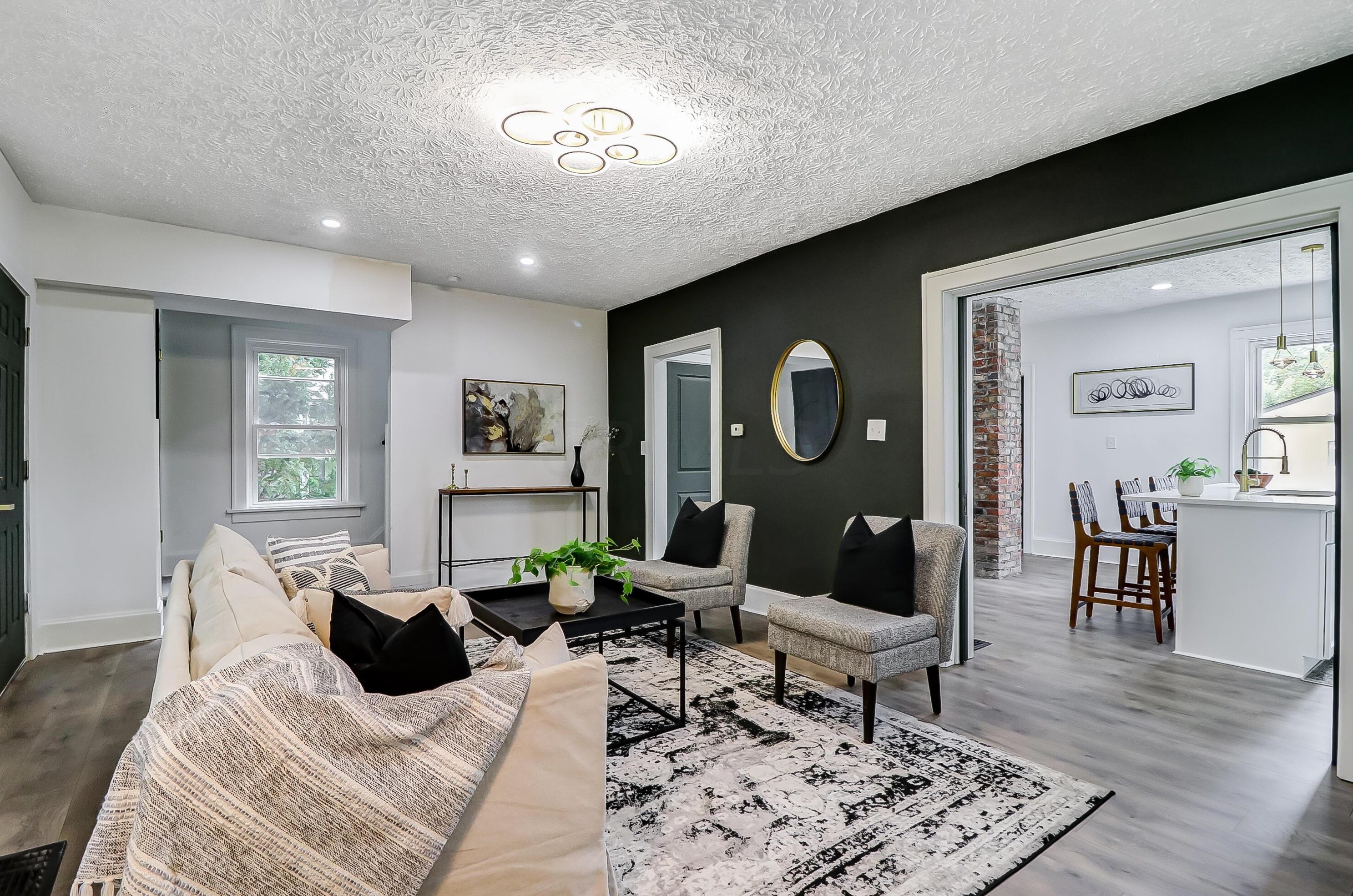 261 Eldon Ave, Columbus OH 43204-3702 exterior