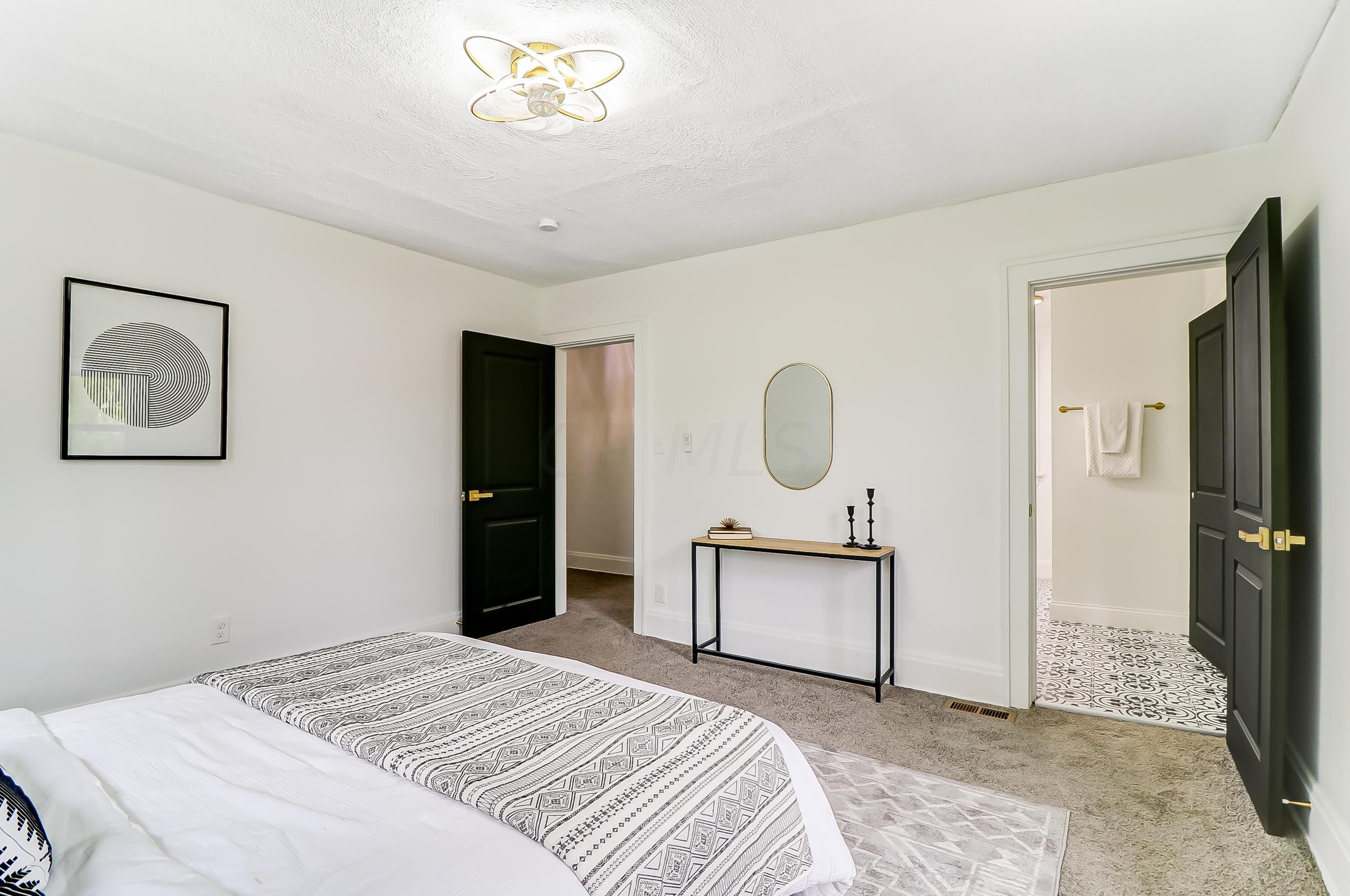 261 Eldon Ave, Columbus OH 43204-3702 exterior