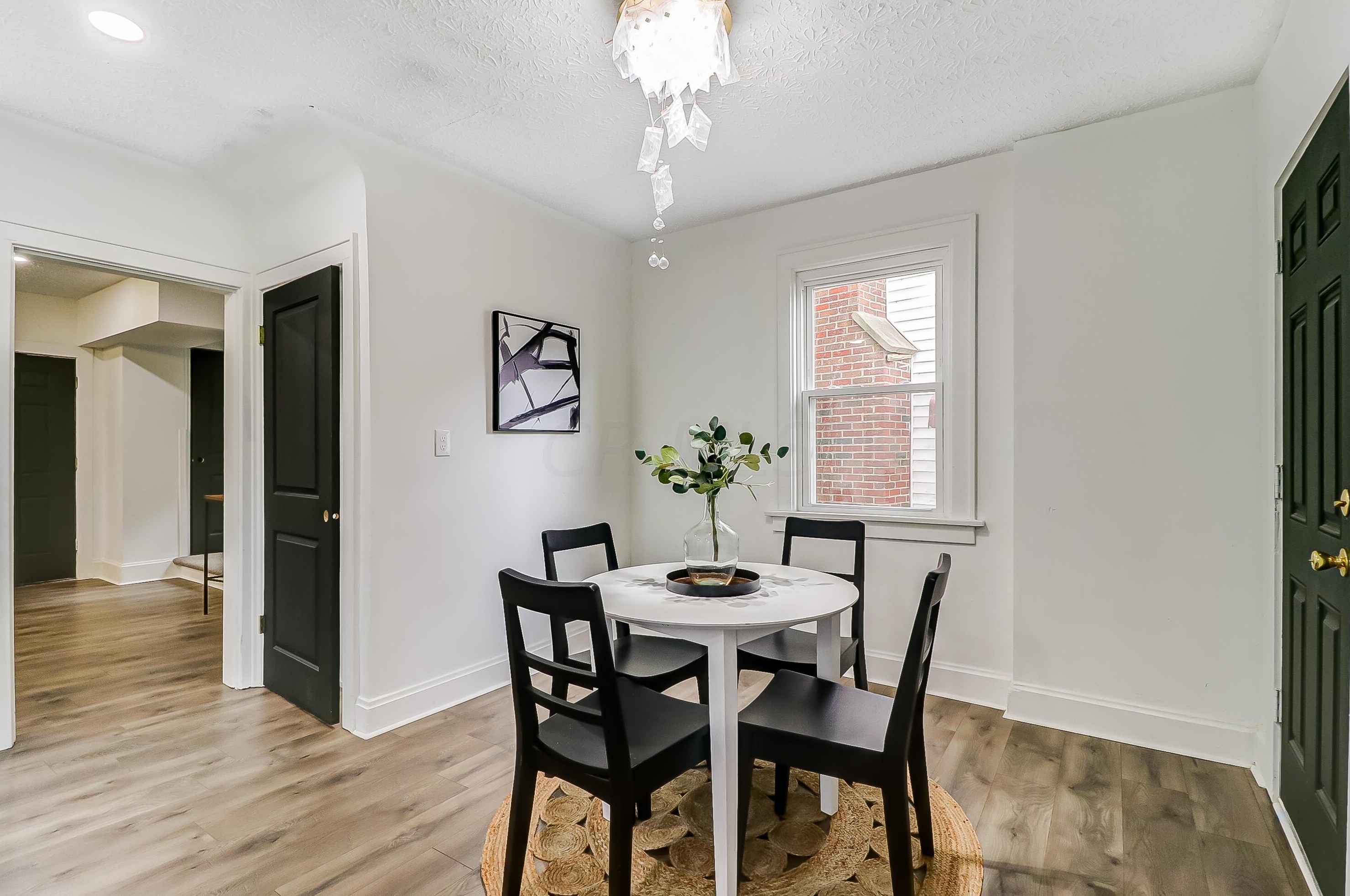 261 Eldon Ave, Columbus OH 43204-3702 exterior