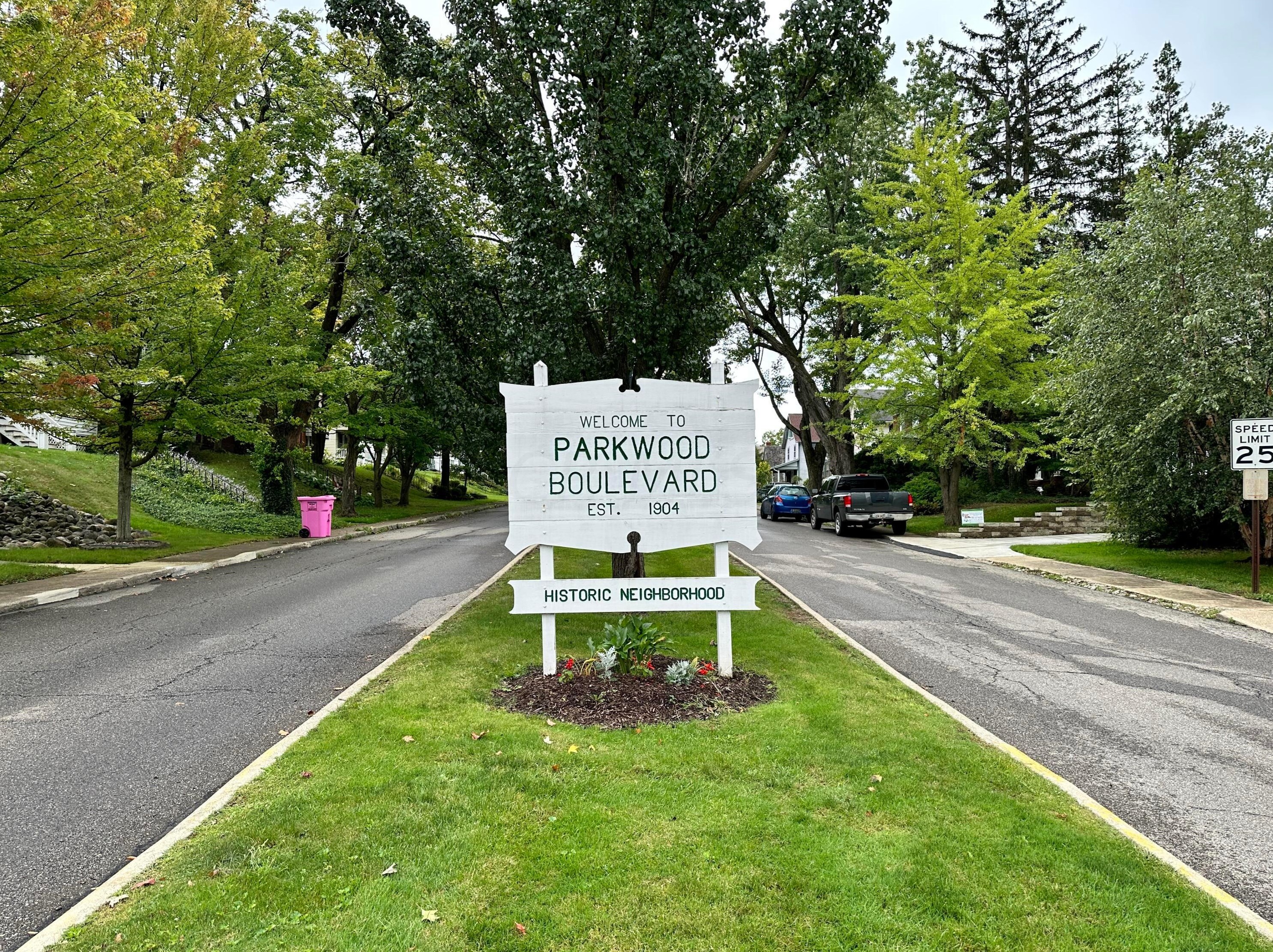93 Parkwood Blvd, Mansfield, OH 44906-3234