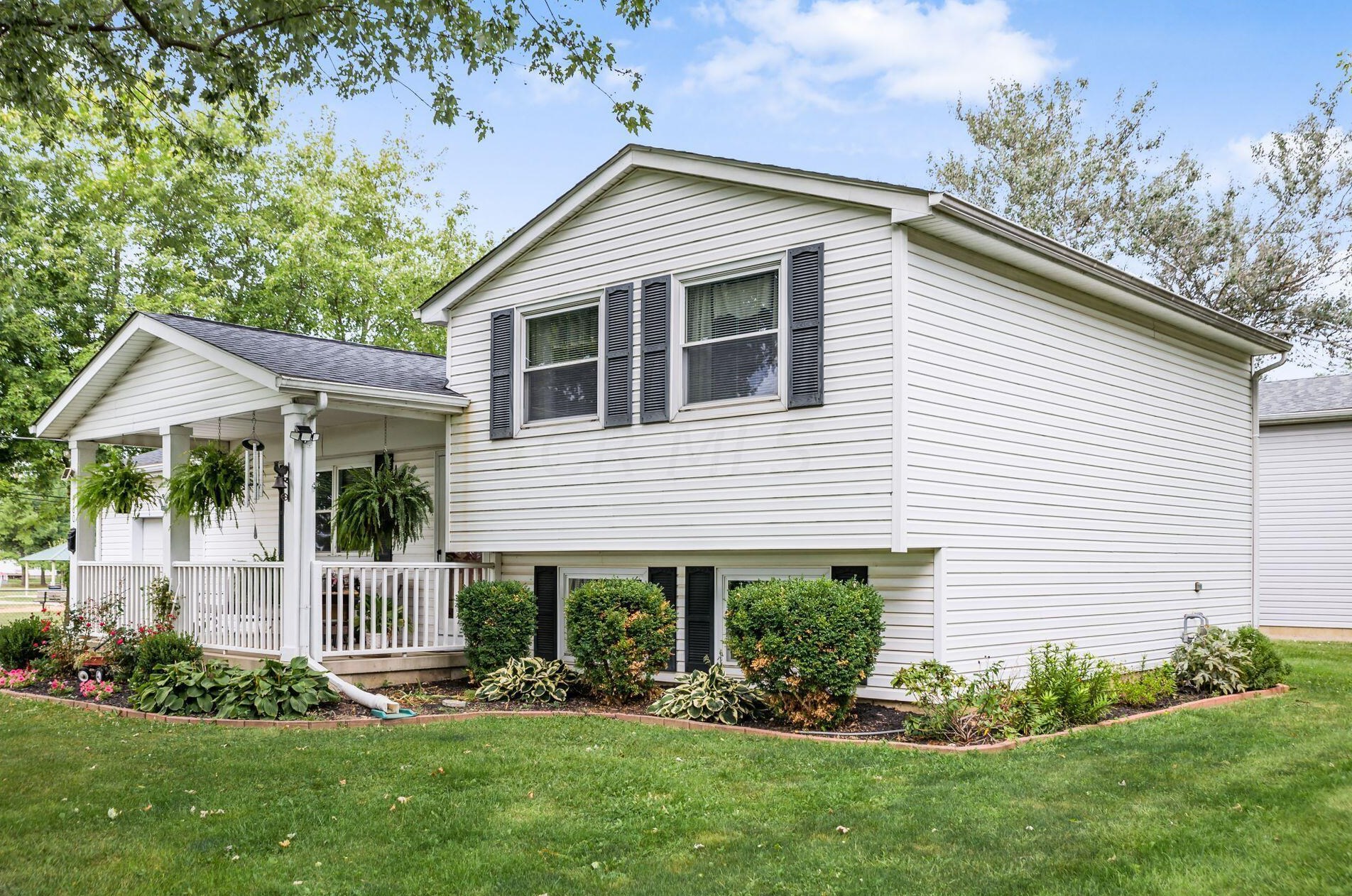 960 Obetz Rd, Columbus, OH 43207-4236
