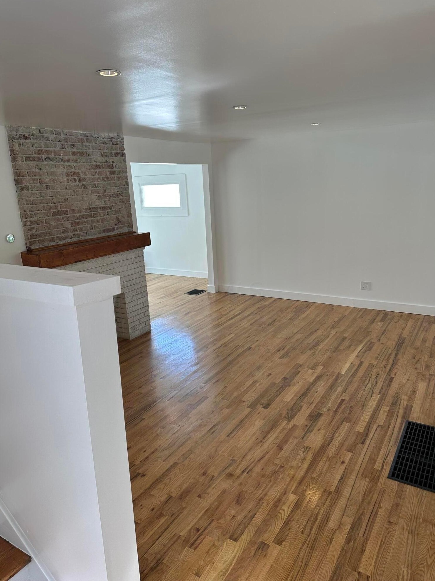 2871 Findley Ave, Columbus OH  43202-2319 exterior