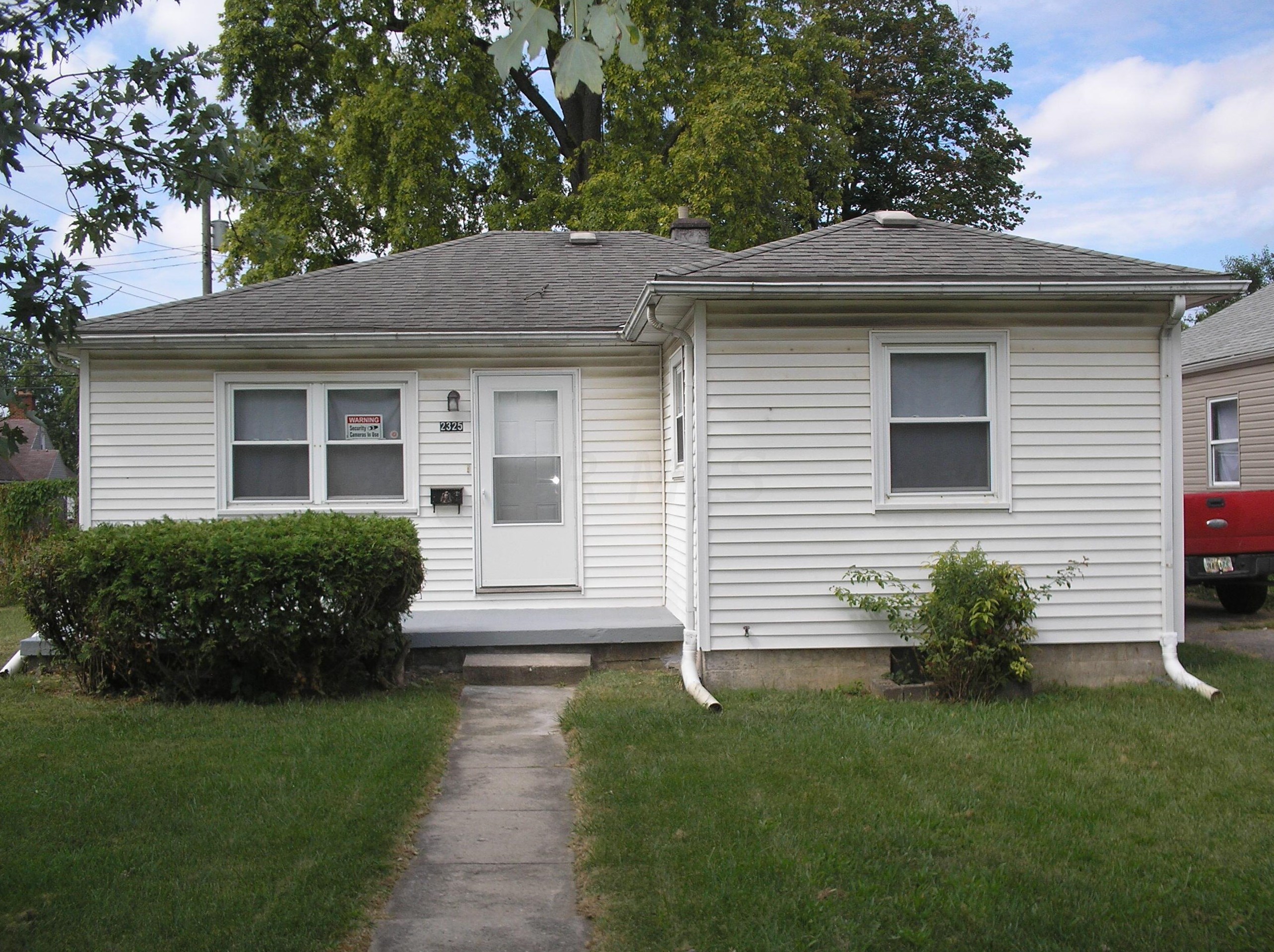 2325 Atwood Ter, Columbus, OH 43211-2029