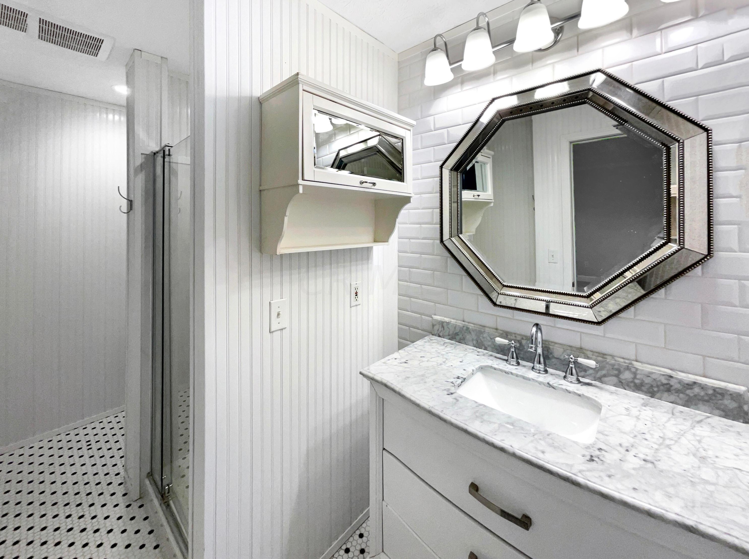 1737 Demorest Rd, Columbus OH  43228-6441 exterior