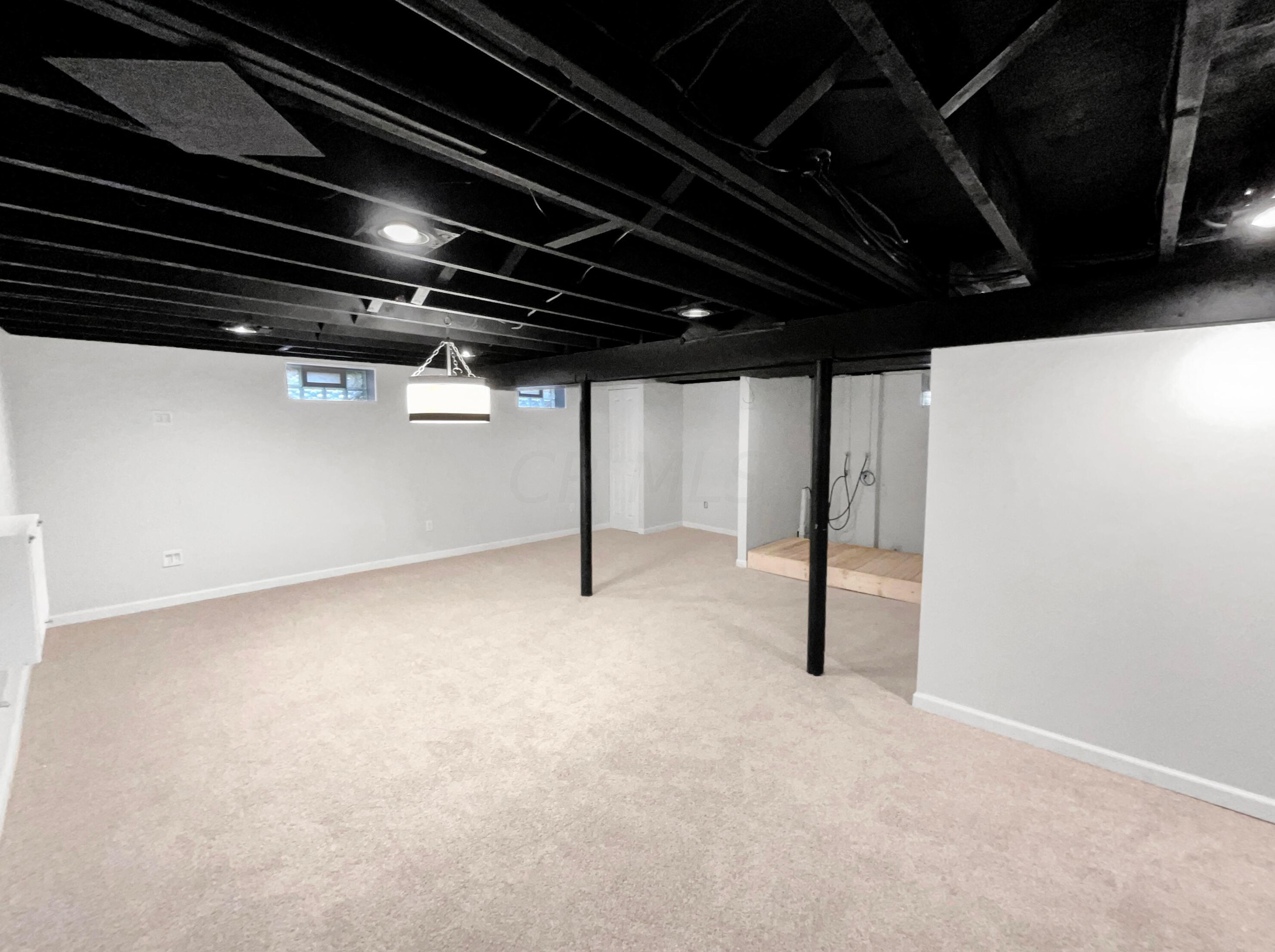 1737 Demorest Rd, Columbus OH  43228-6441 exterior