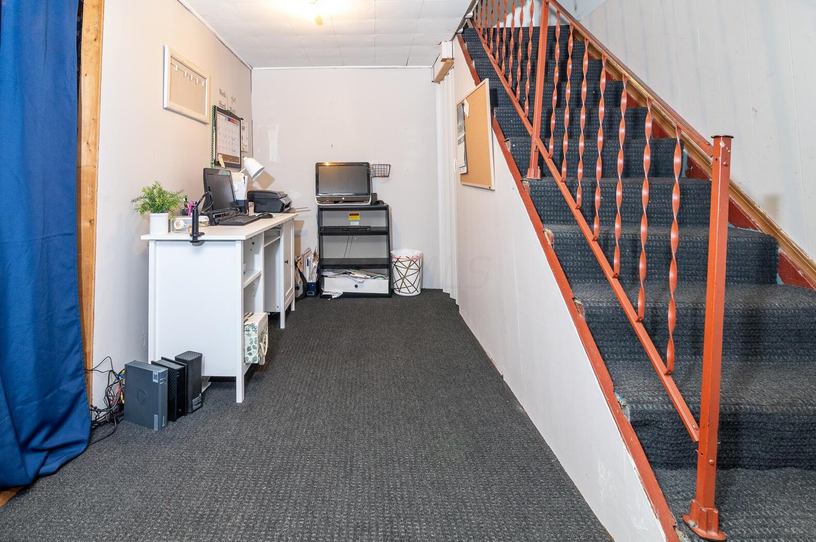 5393 Fullerton Dr, Columbus OH 43232-6218 exterior