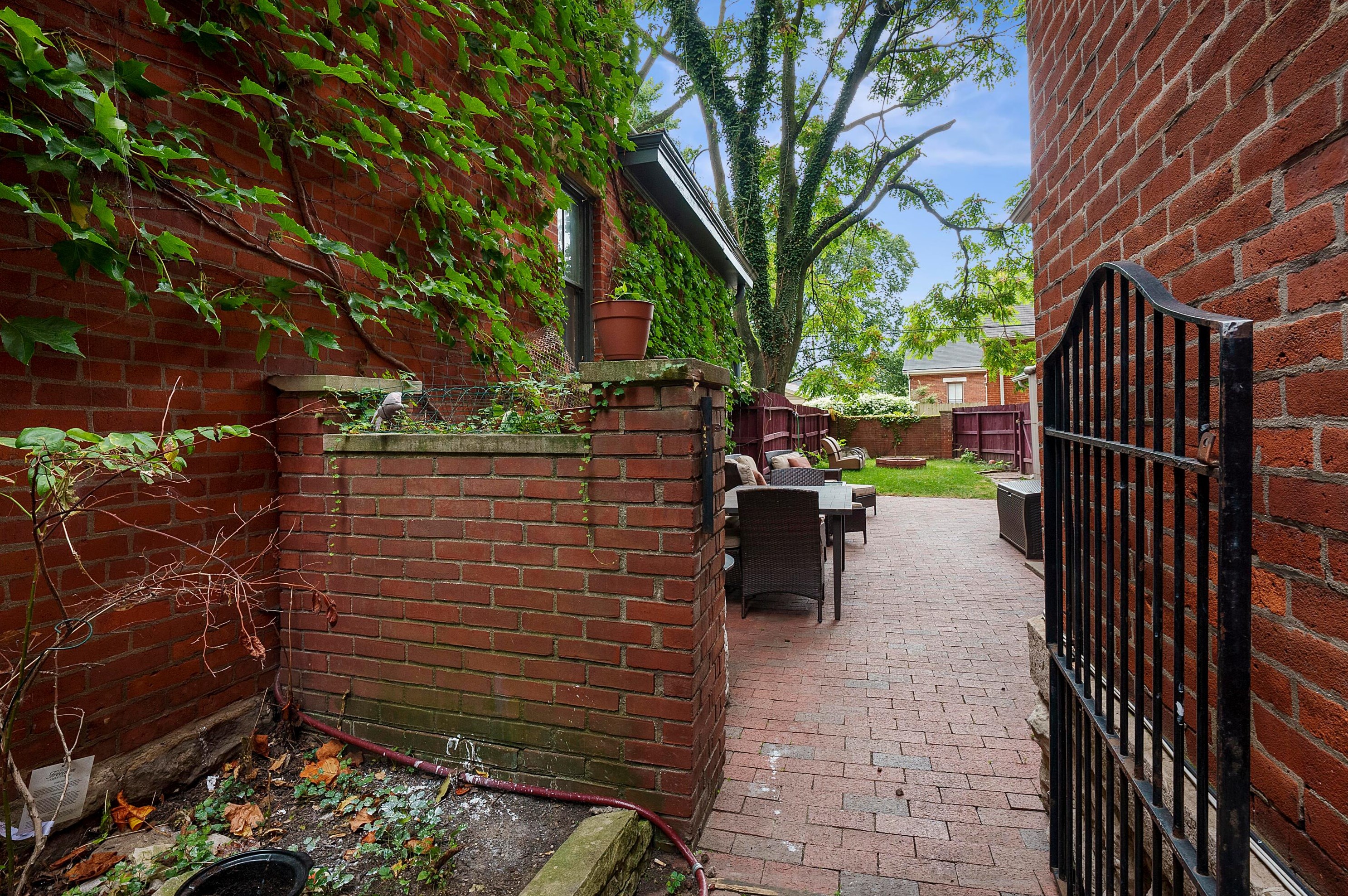 35 Thurman Ave, Columbus OH  43206-3423 exterior