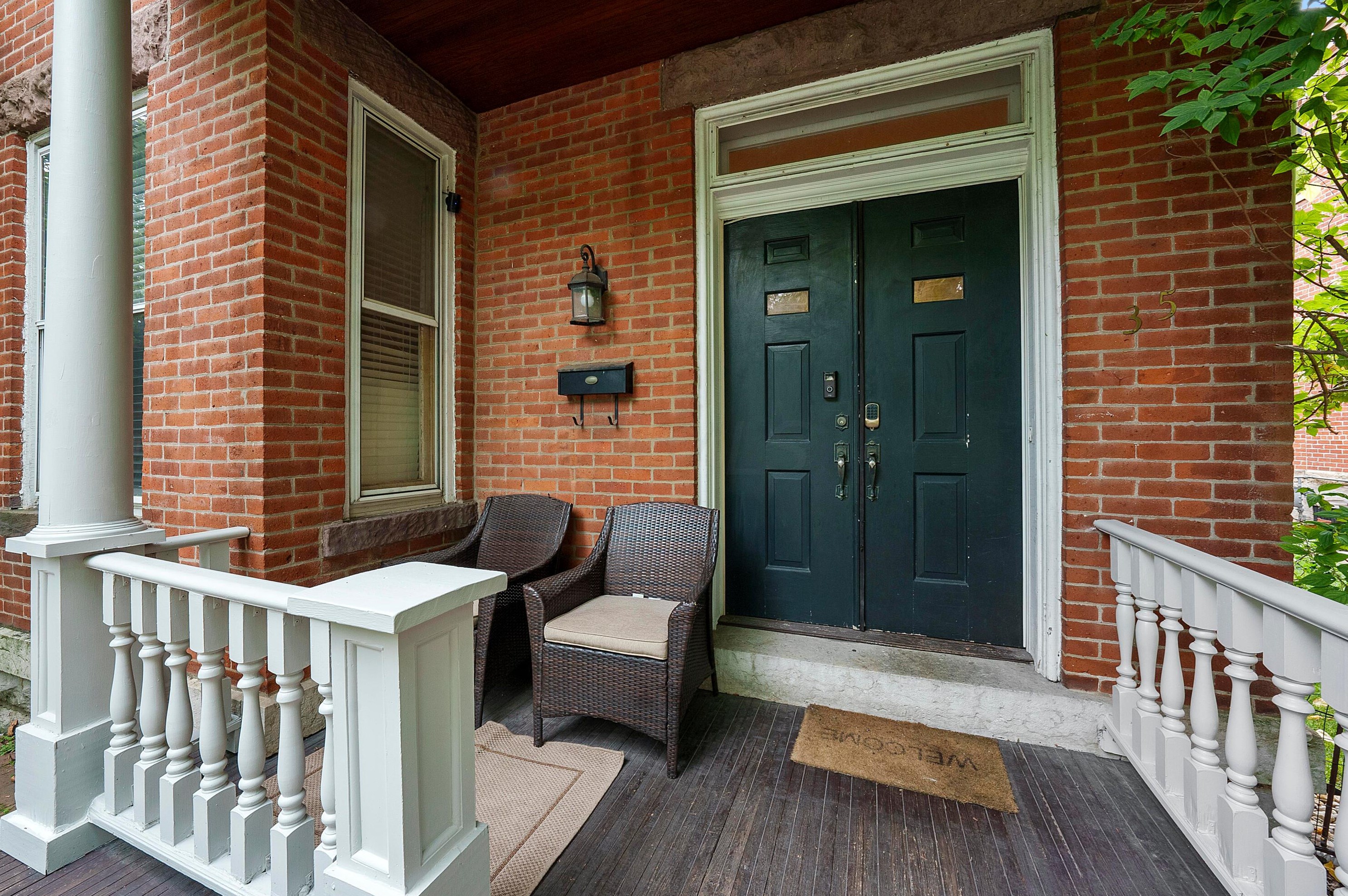 35 Thurman Ave, Columbus OH  43206-3423 exterior