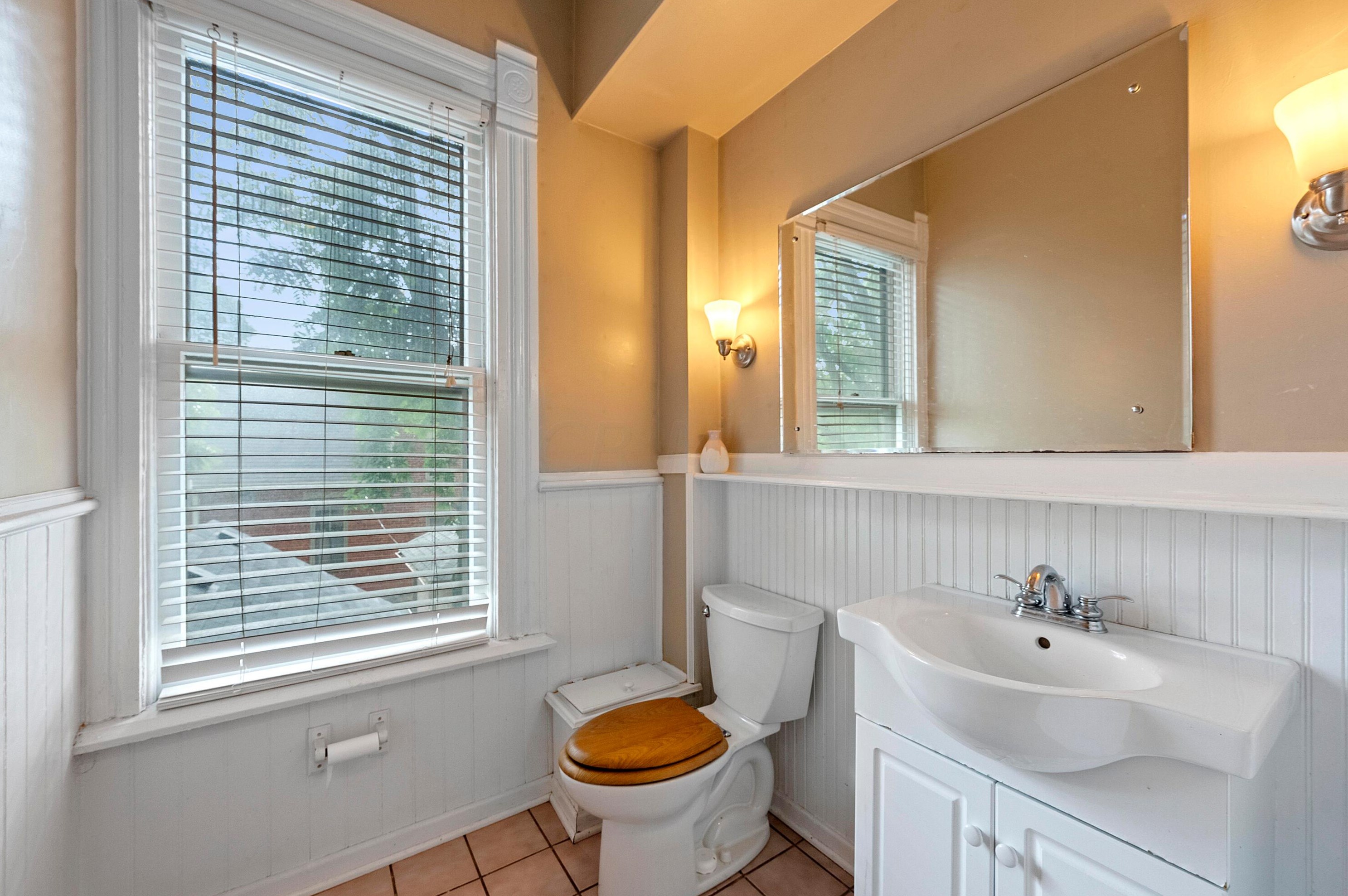 35 Thurman Ave, Columbus OH  43206-3423 exterior