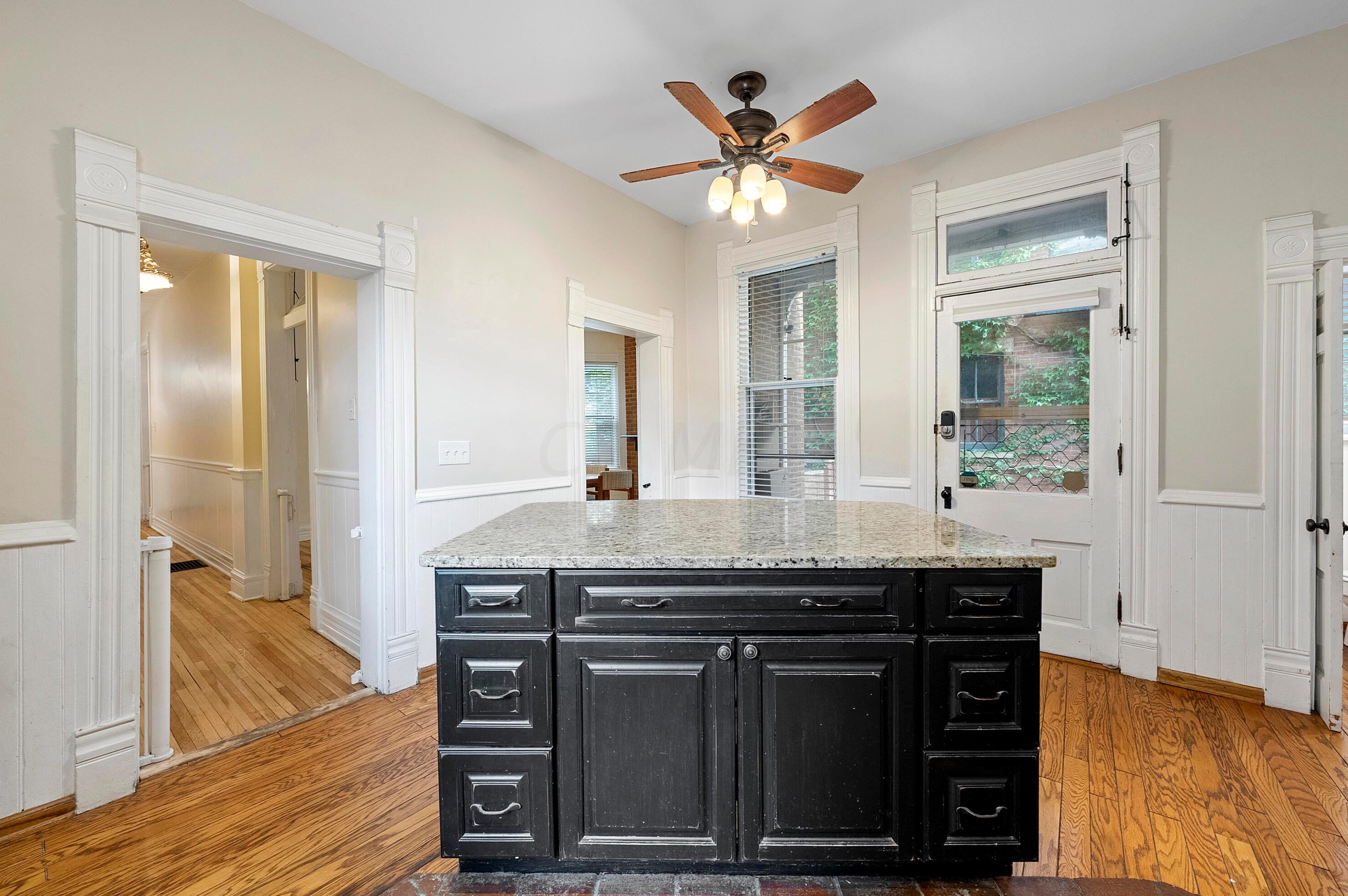 35 Thurman Ave, Columbus OH  43206-3423 exterior