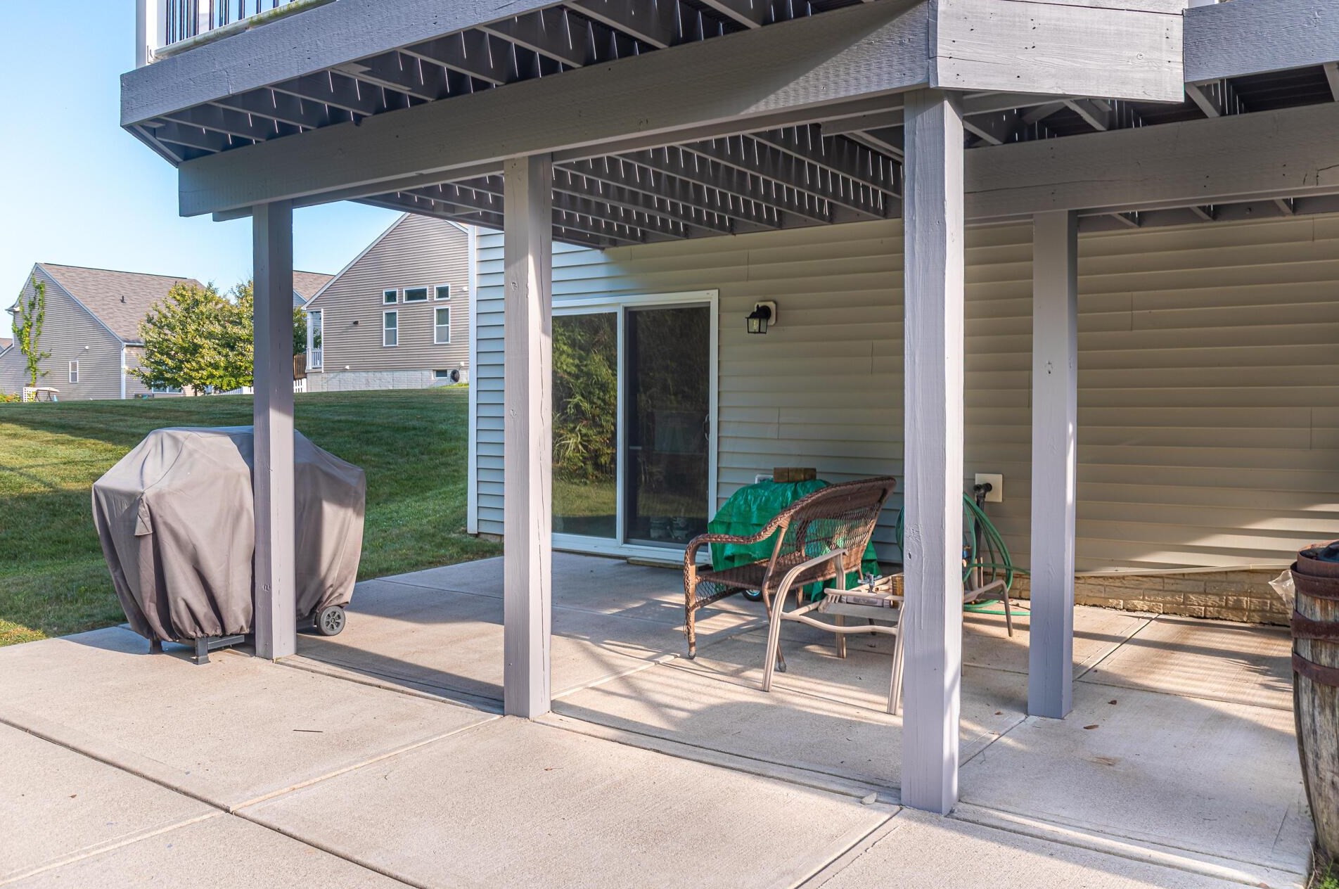 6246 Stockton Trl Way, Columbus OH 43213-4448 exterior