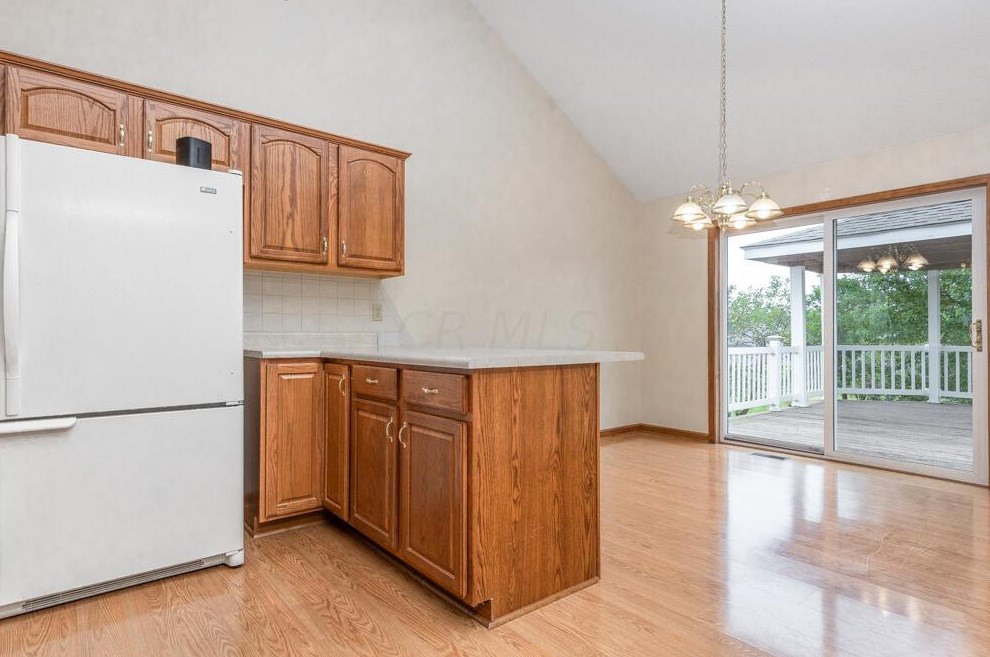 2251 Carper St, Lancaster OH 43130-1285 exterior