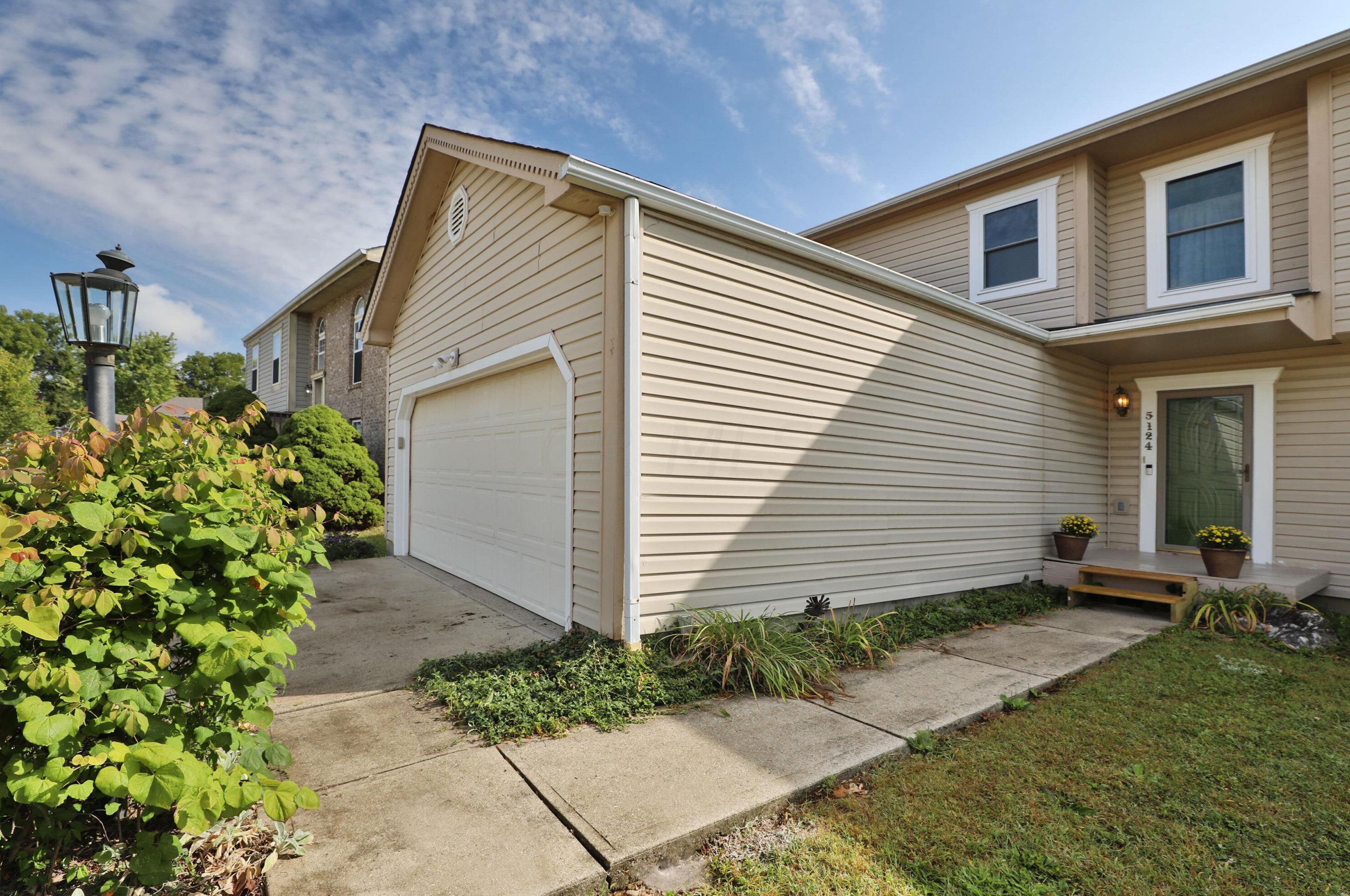5124 Clermonte Dr, Cnl Wnchstr, OH 43110-8736