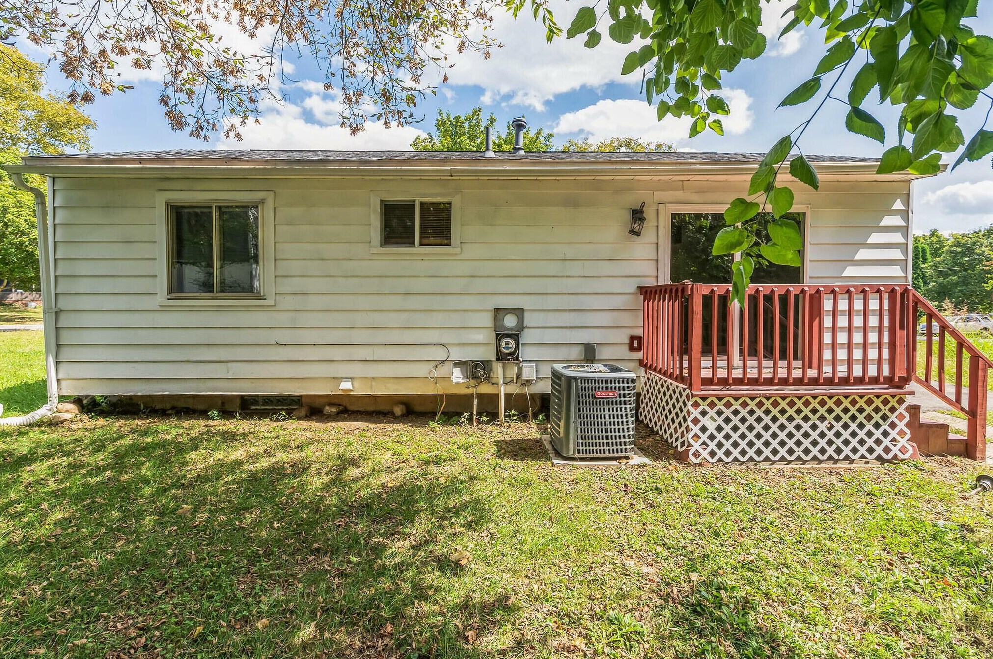 2495 Jeri Ave, Columbus, OH 43219