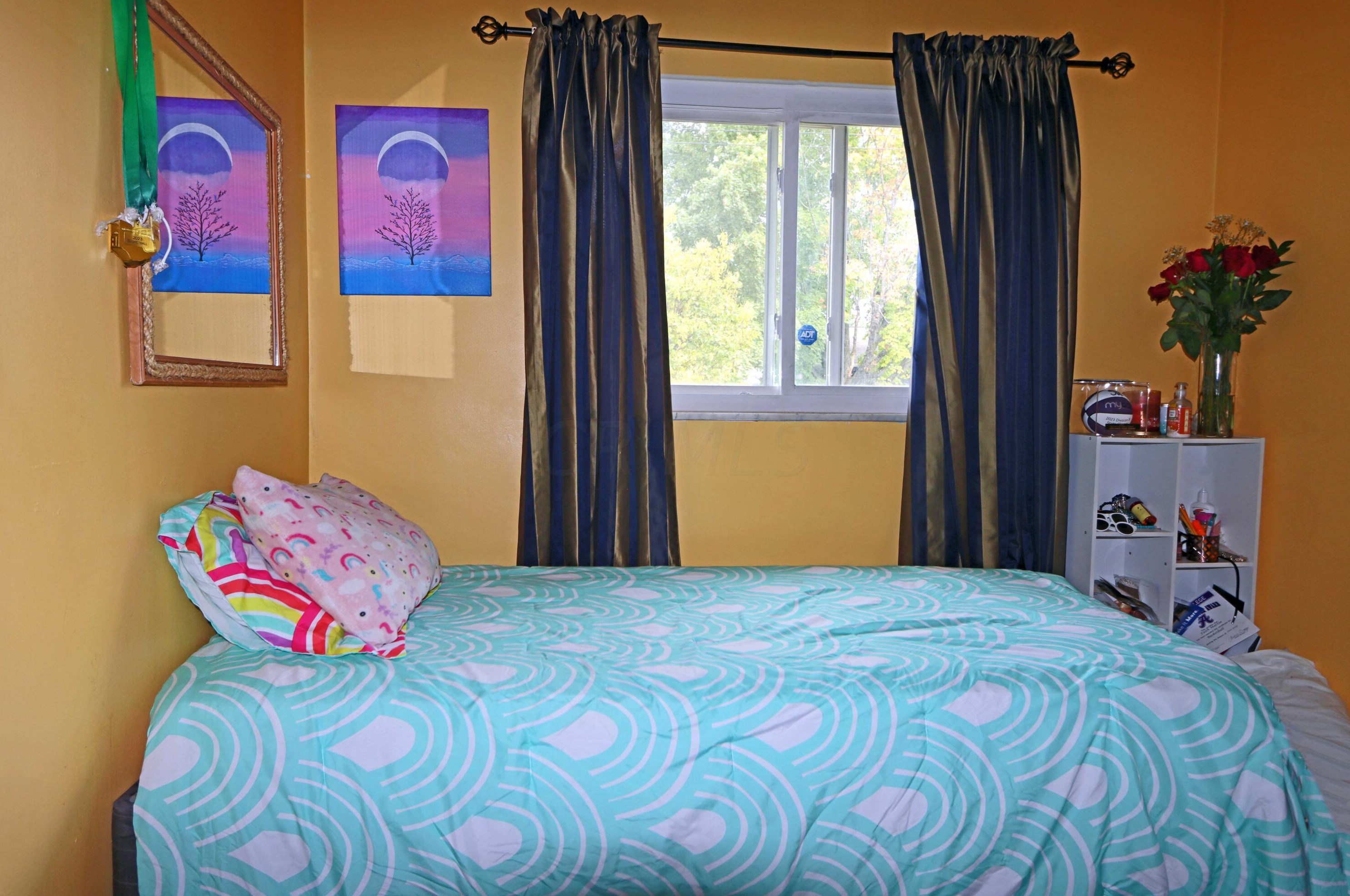 1521 Cunard Rd, Columbus OH 43227-3277 exterior