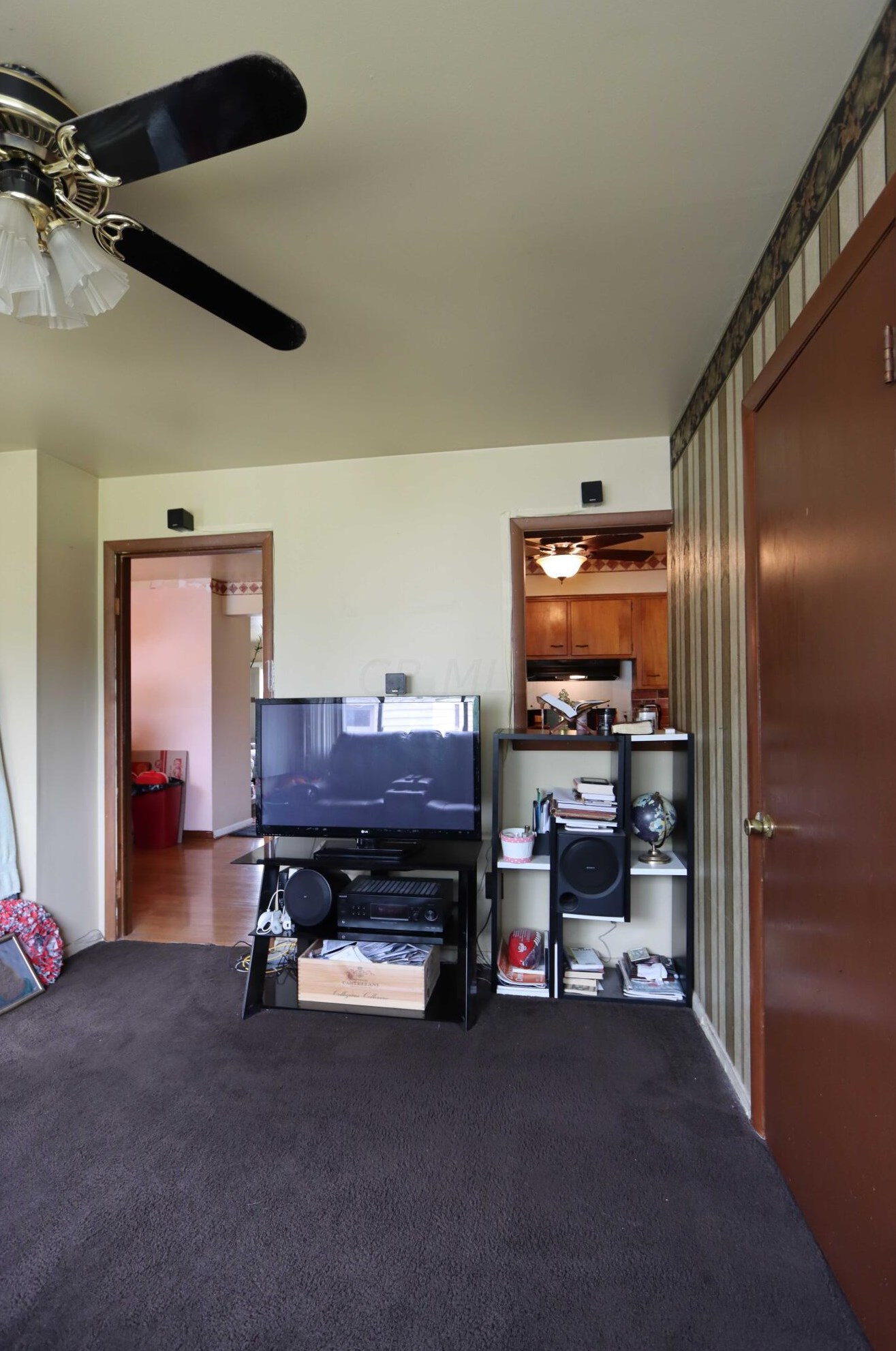 1521 Cunard Rd, Columbus OH 43227-3277 exterior