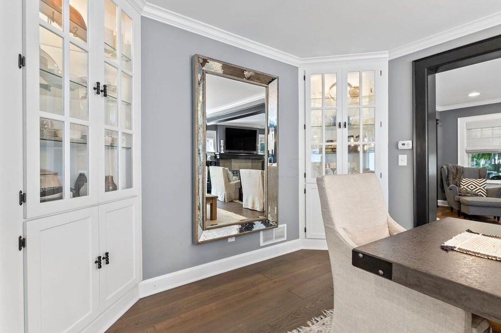 2561 Bryden Rd, Columbus OH 43205-1729 exterior