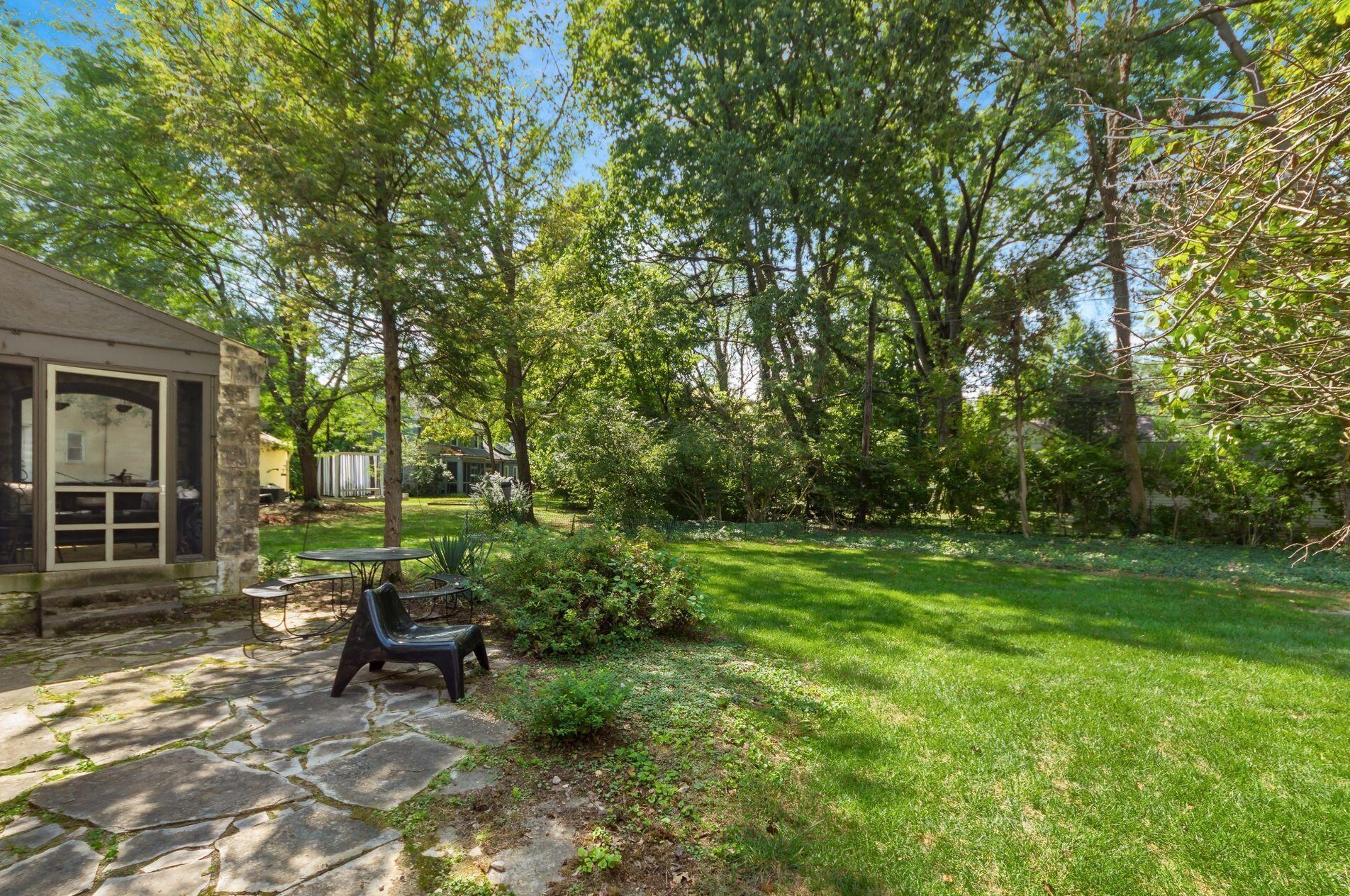 1185 Kingslea Rd, Columbus OH exterior