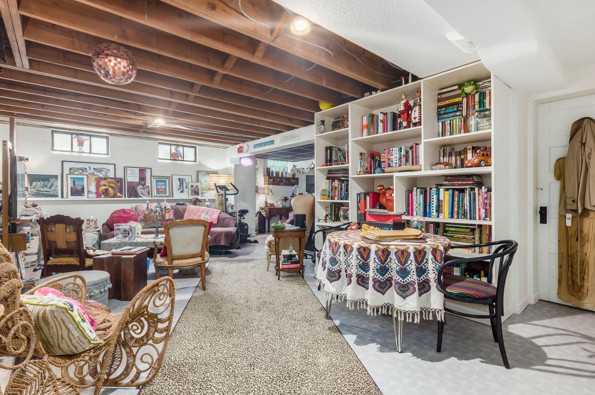 1185 Kingslea Rd, Columbus OH exterior