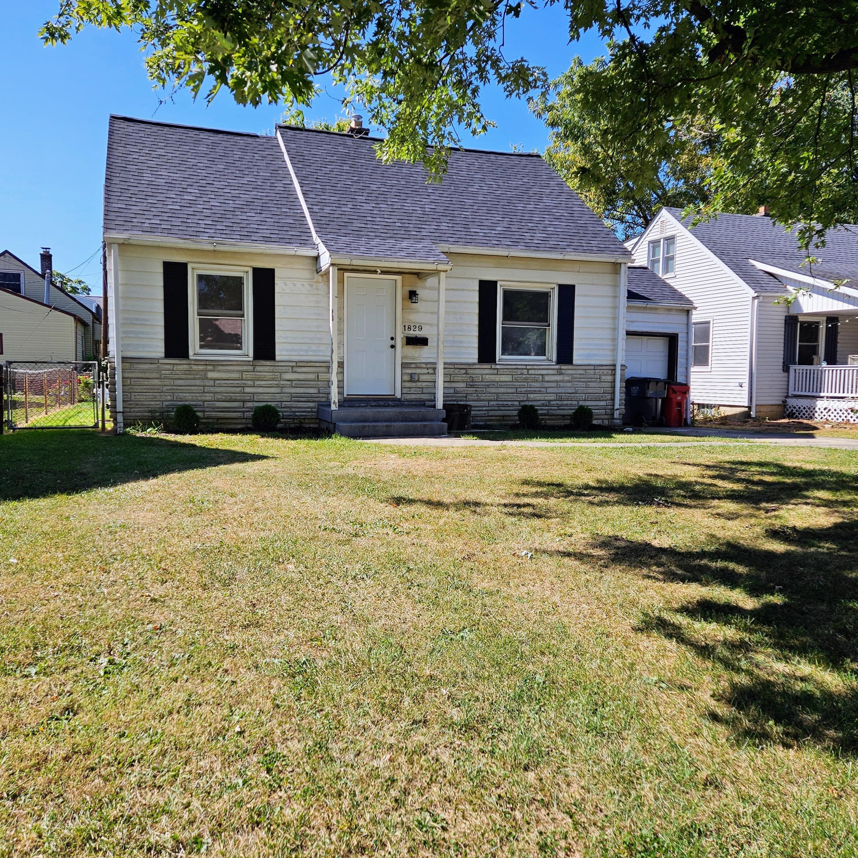 1829 Rhoda Ave, Columbus, OH 43212-1431