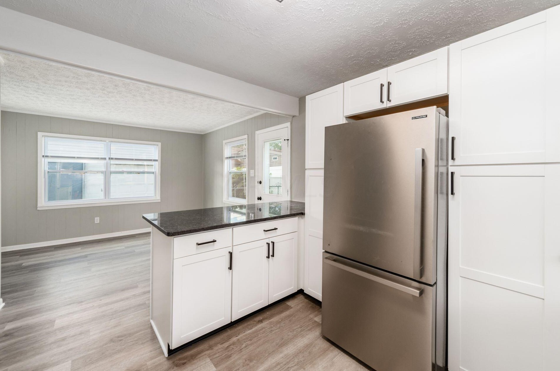 4818 Calvin Dr, Columbus OH 43227-2130 exterior