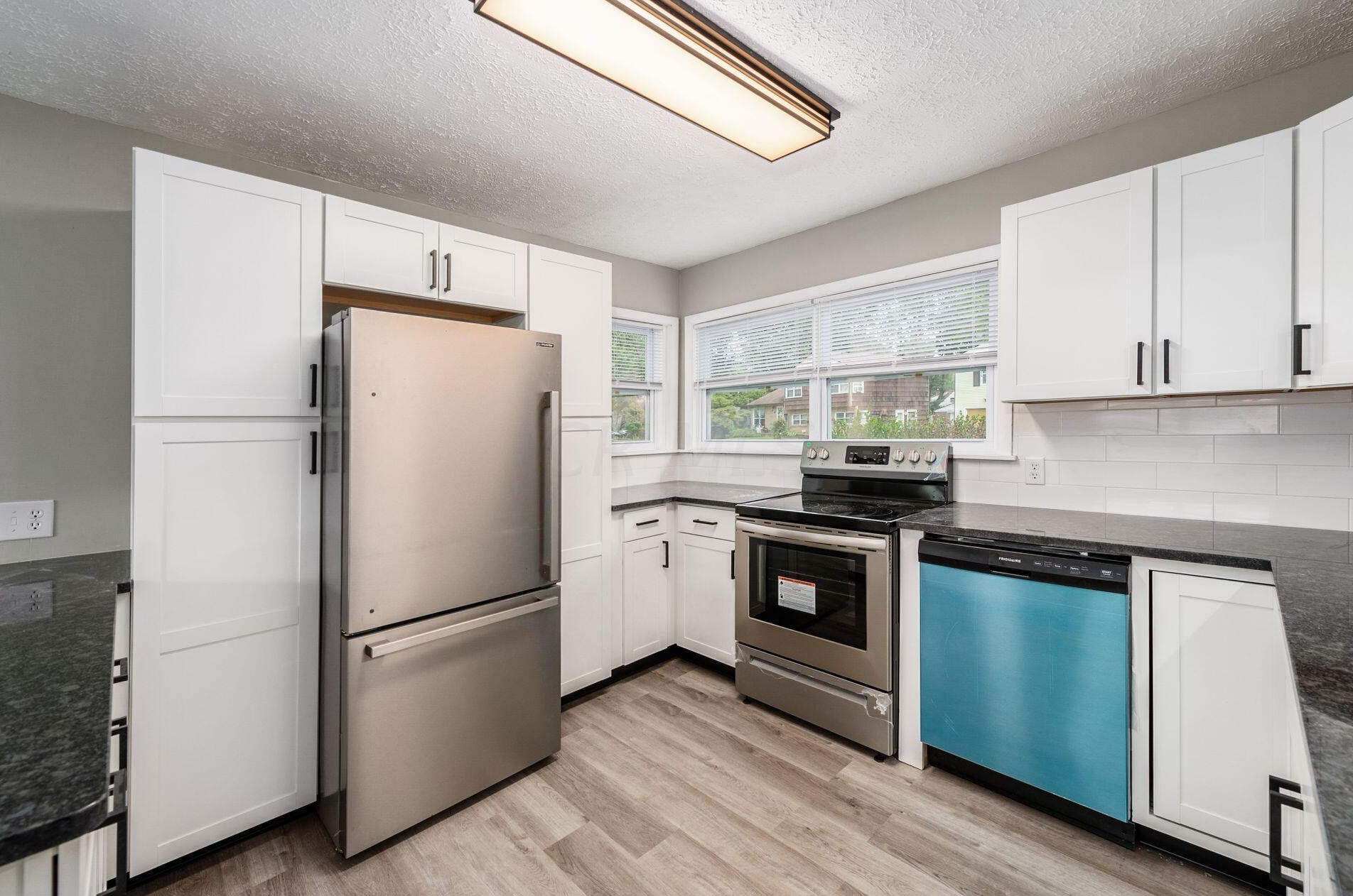 4818 Calvin Dr, Columbus OH 43227-2130 exterior