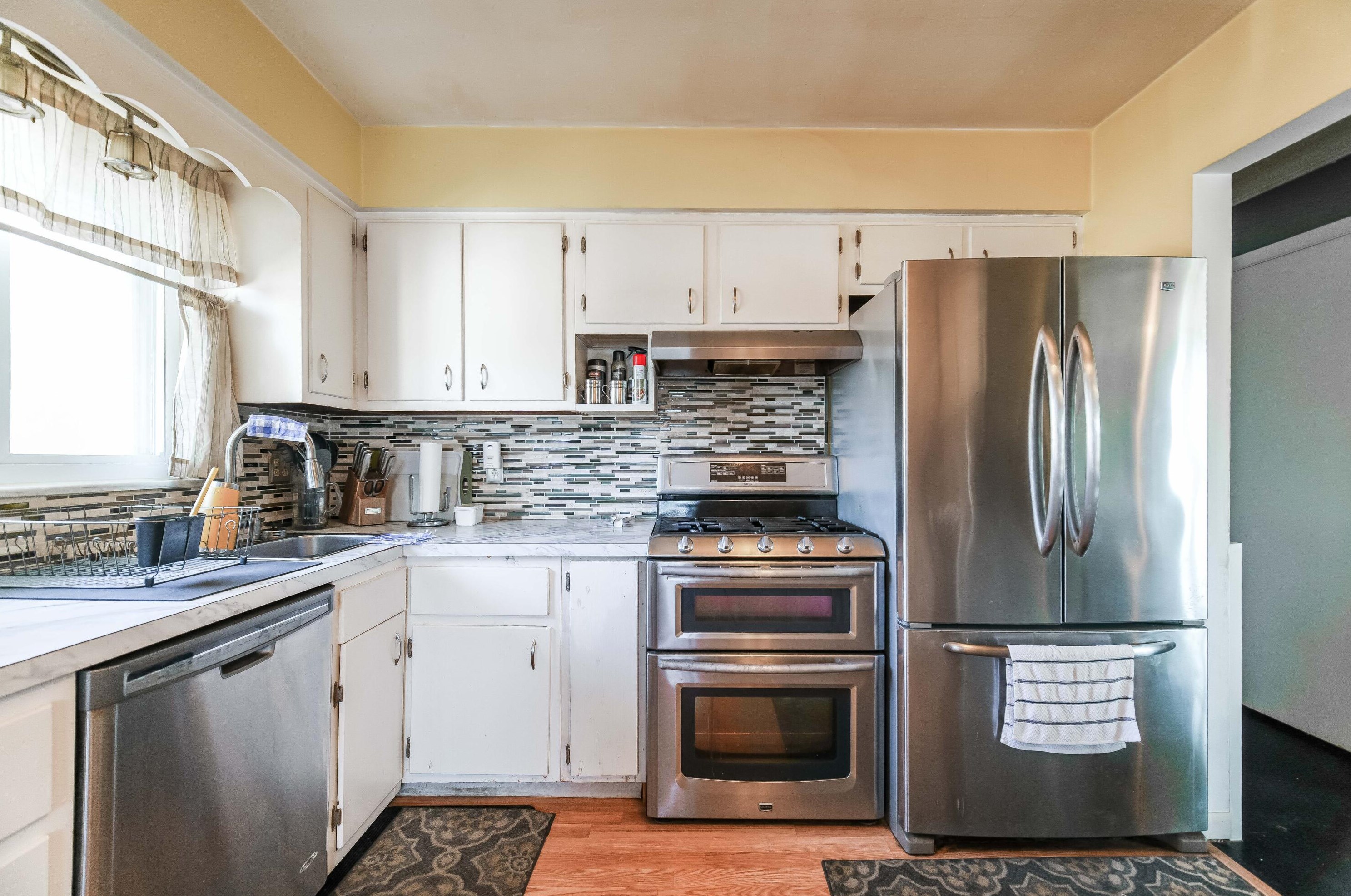 5139 Kingshill Dr, Columbus OH 43229-5509 exterior