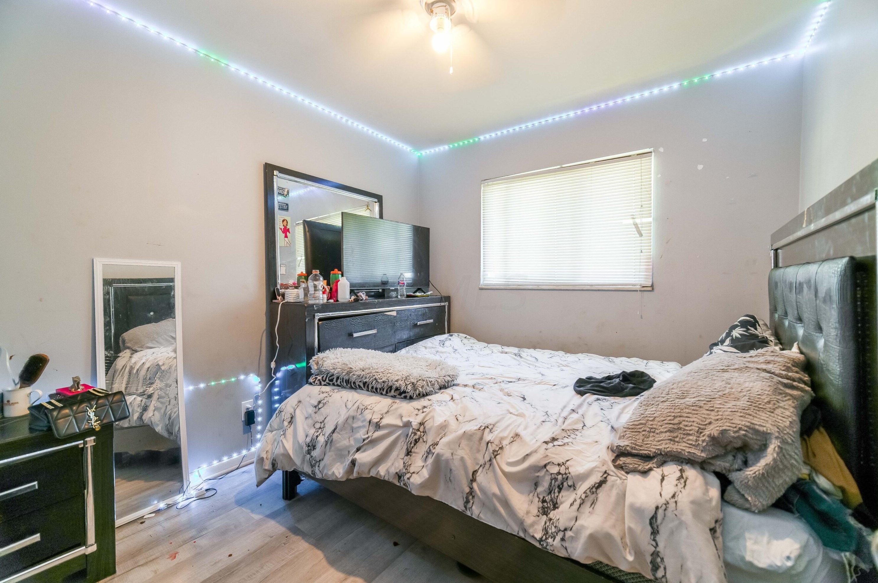 5139 Kingshill Dr, Columbus OH 43229-5509 exterior