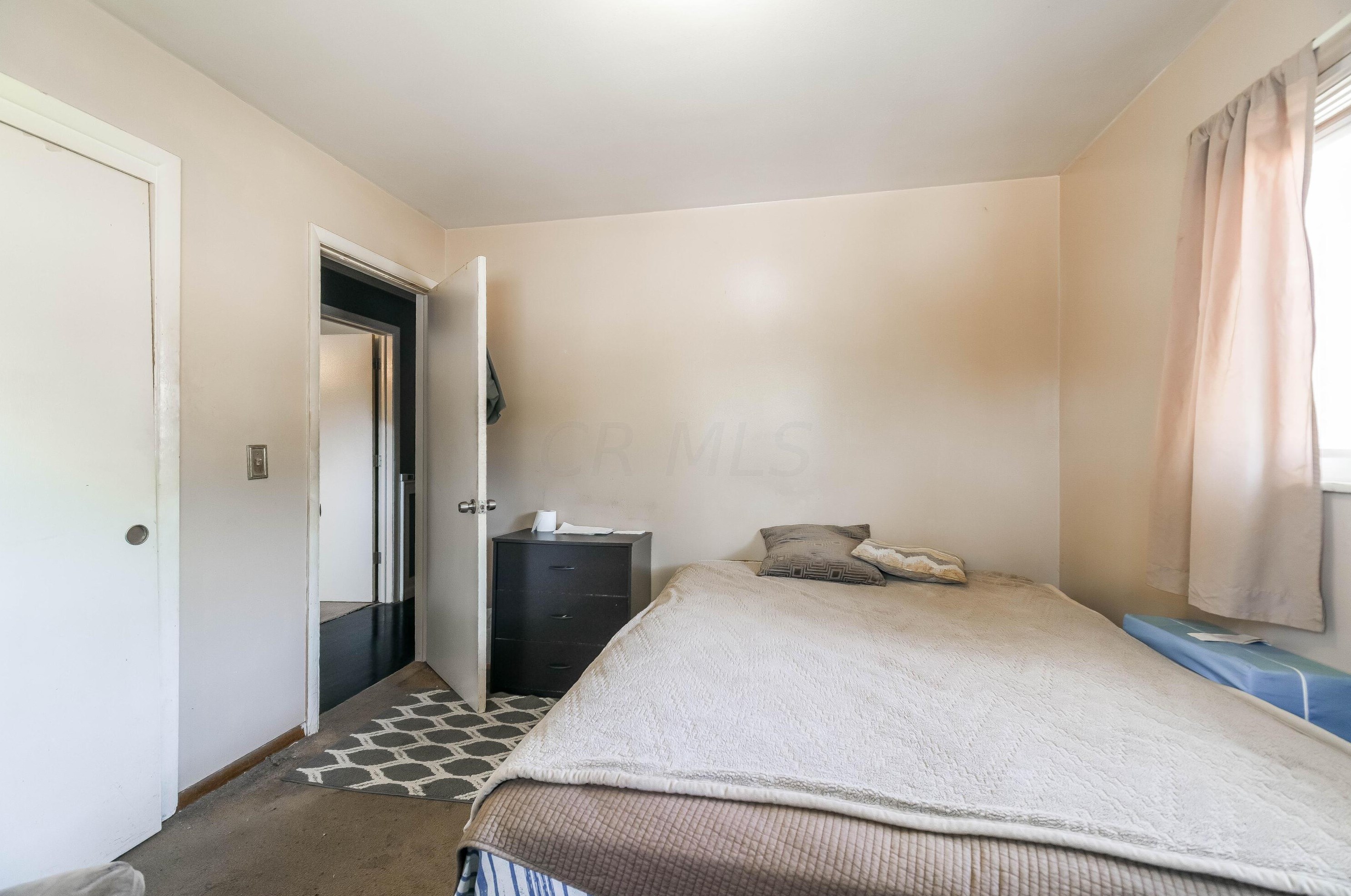 5139 Kingshill Dr, Columbus OH 43229-5509 exterior