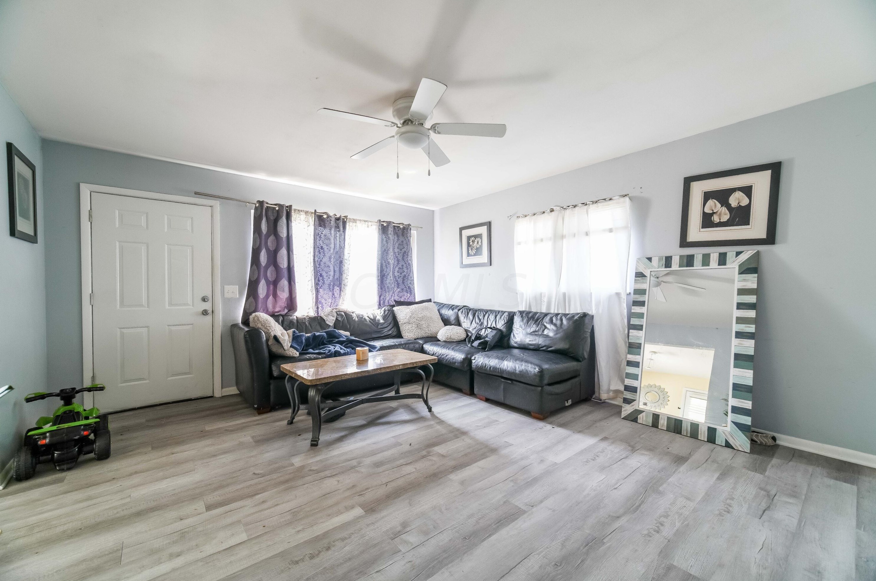 5139 Kingshill Dr, Columbus OH 43229-5509 exterior