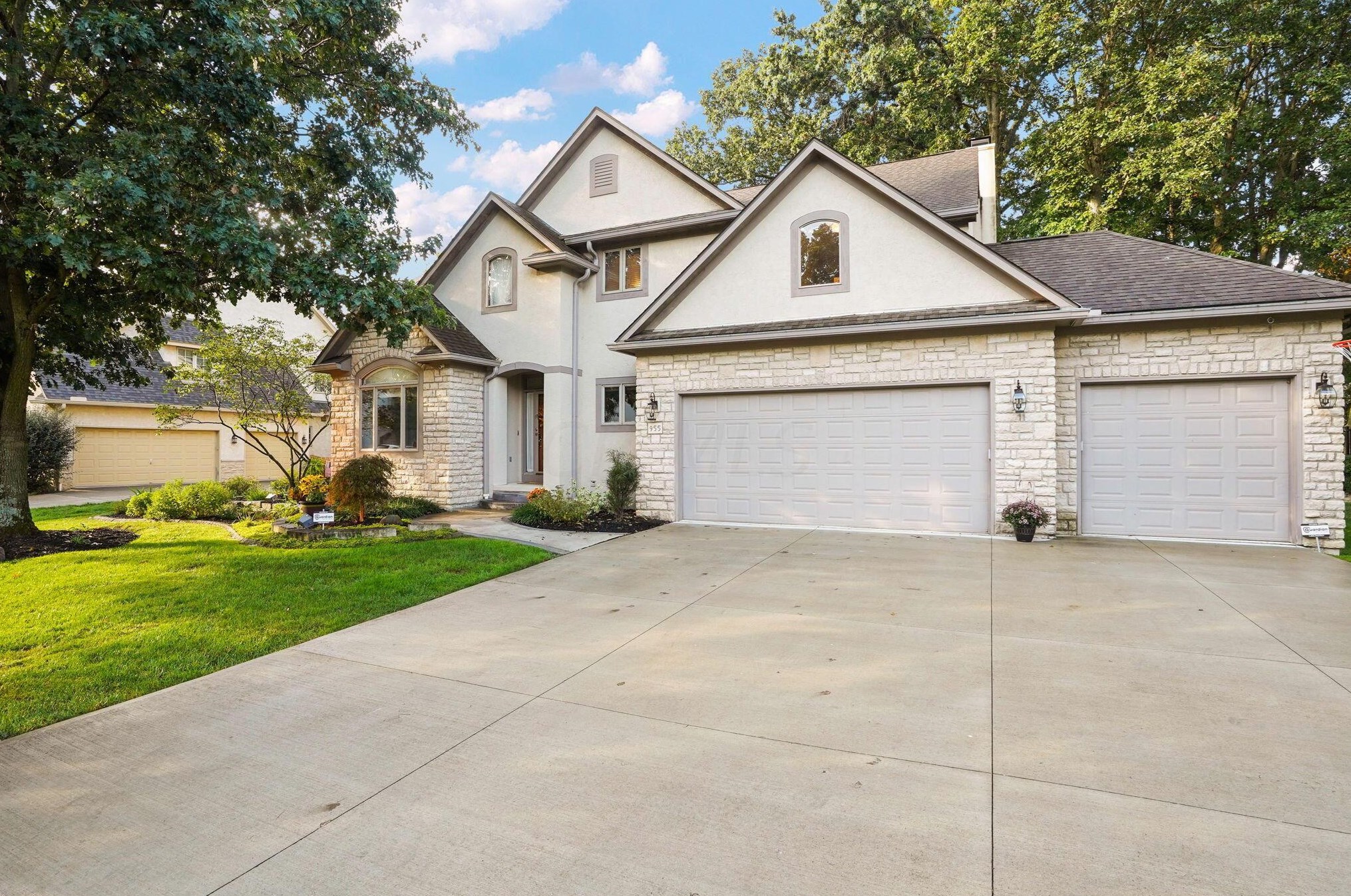 955 Wake Dr, Westerville, OH 43082-8539