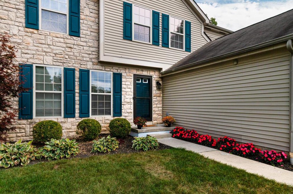 2166 Stoneside Dr, Hilliard, OH 43026-7511