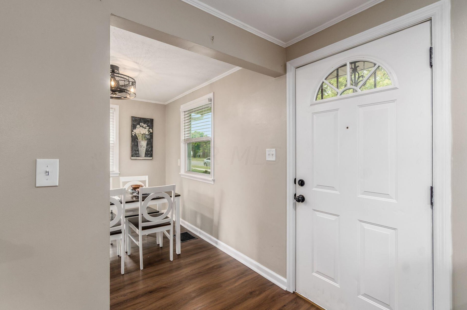 2789 Allegheny Ave, Columbus, OH 43209-1101