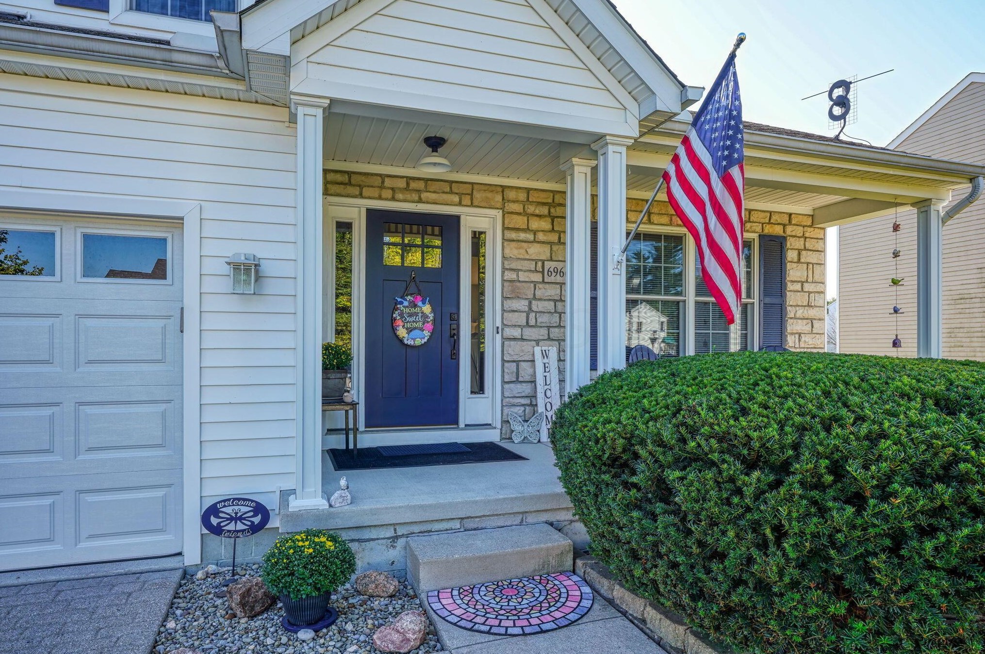 6966 Badger Dr, Cnl Wnchstr, OH 43110-1333