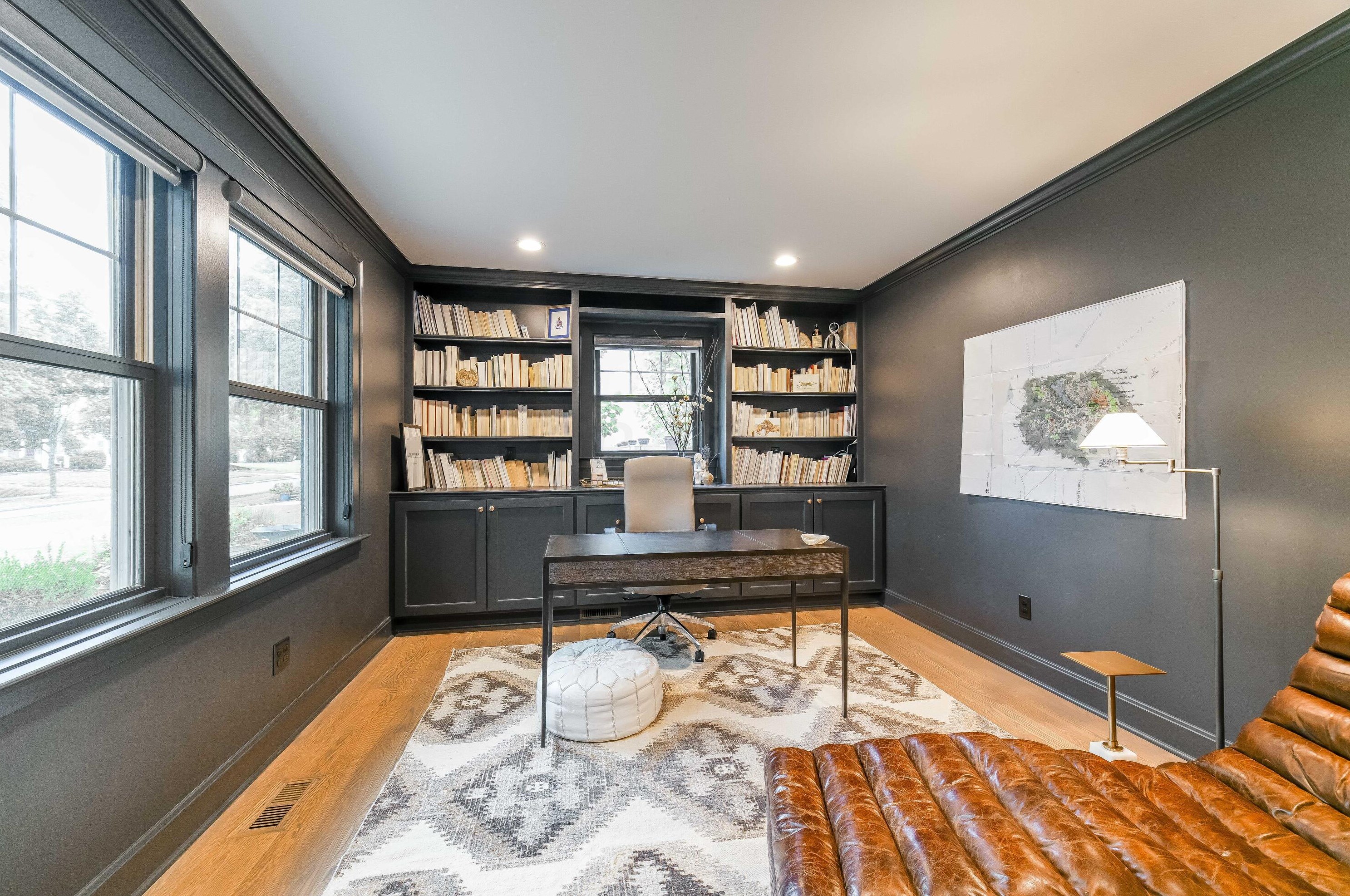 1643 Doone Rd, Columbus OH 43221-3939 exterior