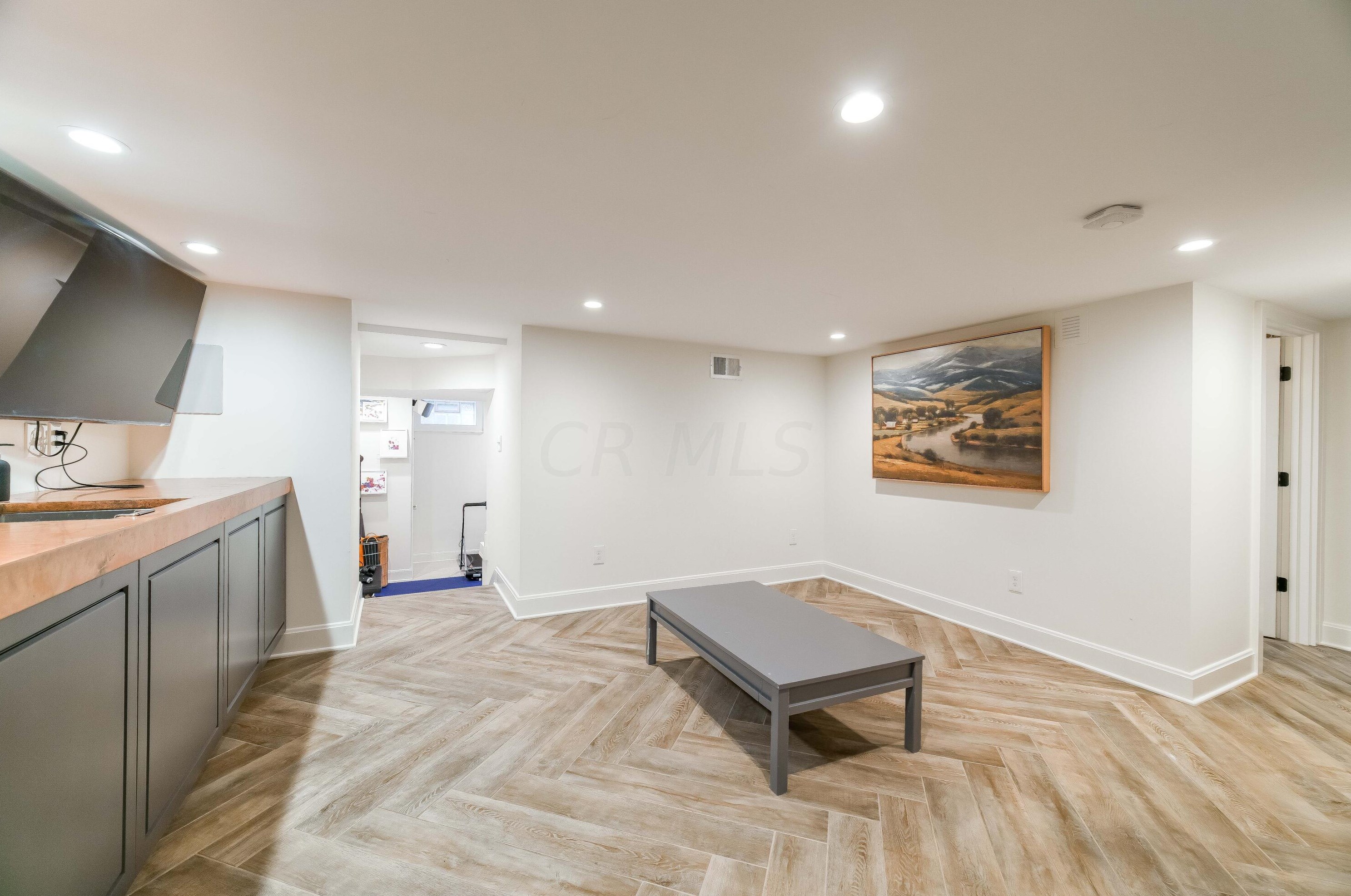 1643 Doone Rd, Columbus OH 43221-3939 exterior