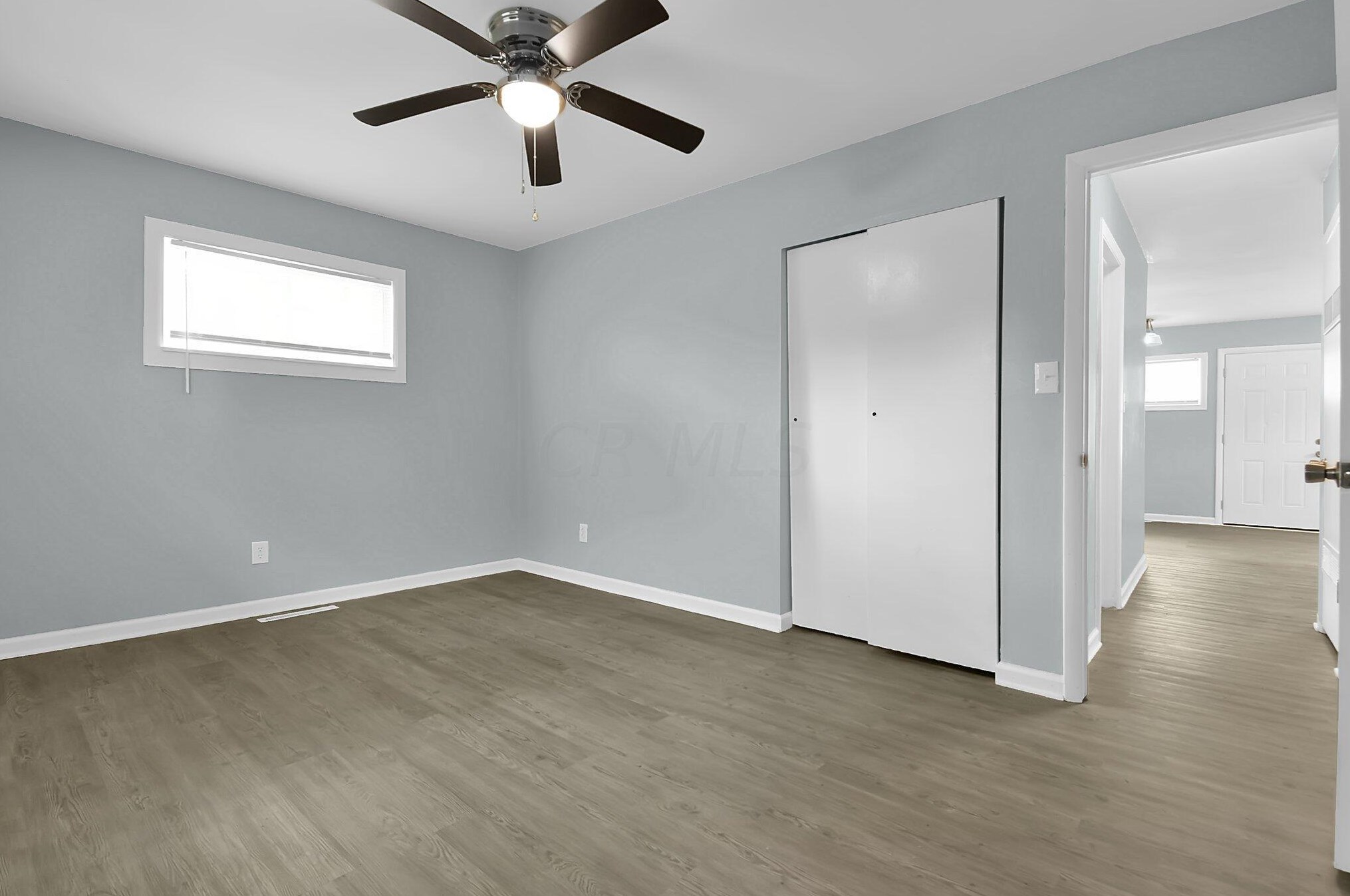 2438 Hanna Dr, Columbus OH 43211-1987 exterior