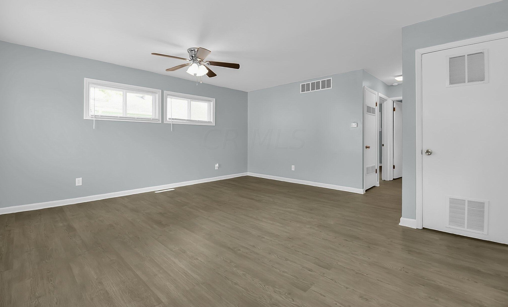 2438 Hanna Dr, Columbus OH 43211-1987 exterior