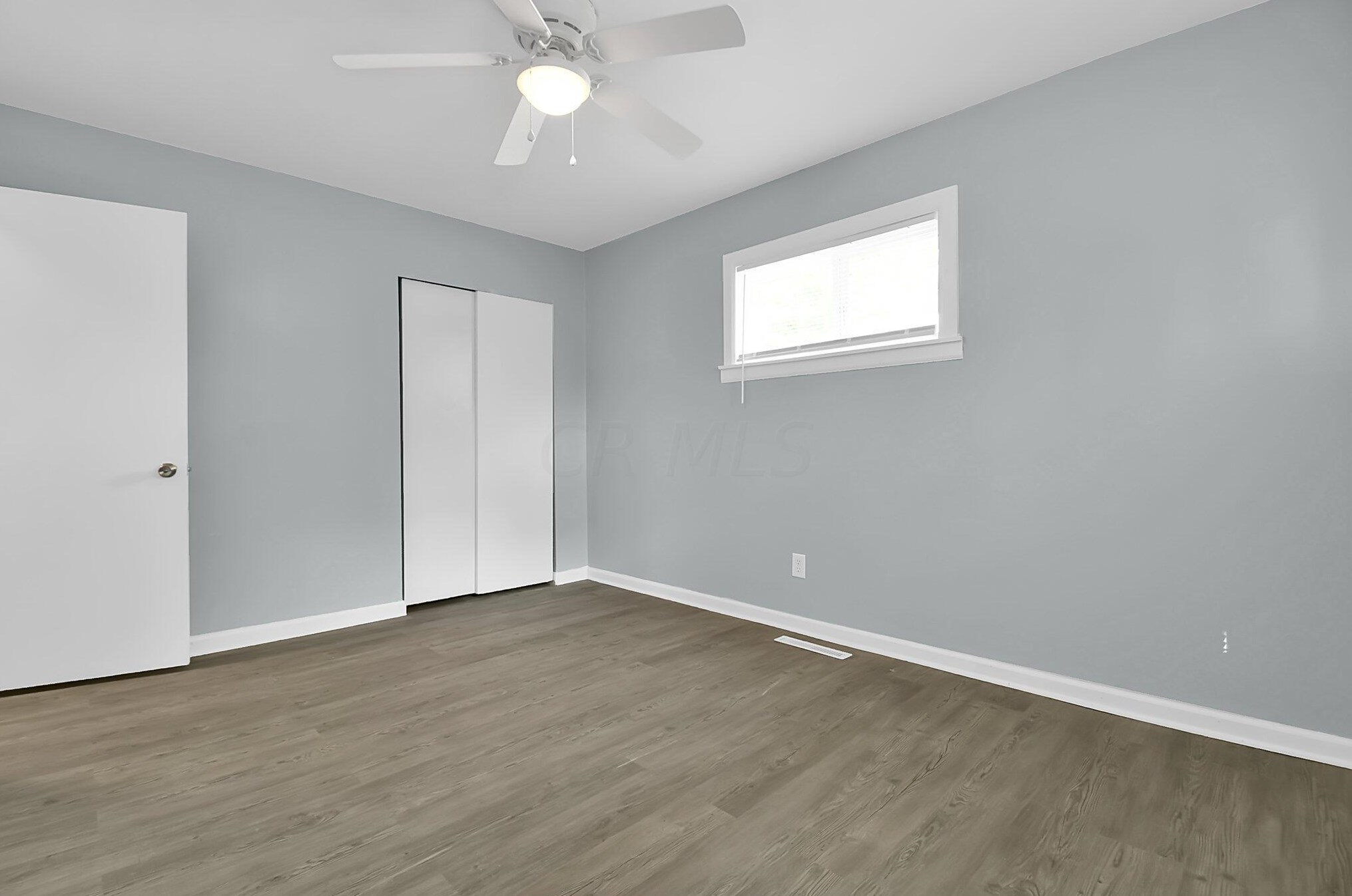 2438 Hanna Dr, Columbus OH 43211-1987 exterior