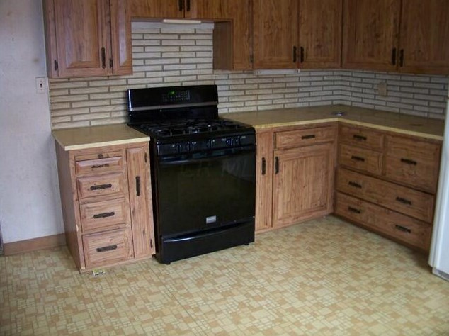 535 Midland Dr, Mansfield, OH 44903-1935