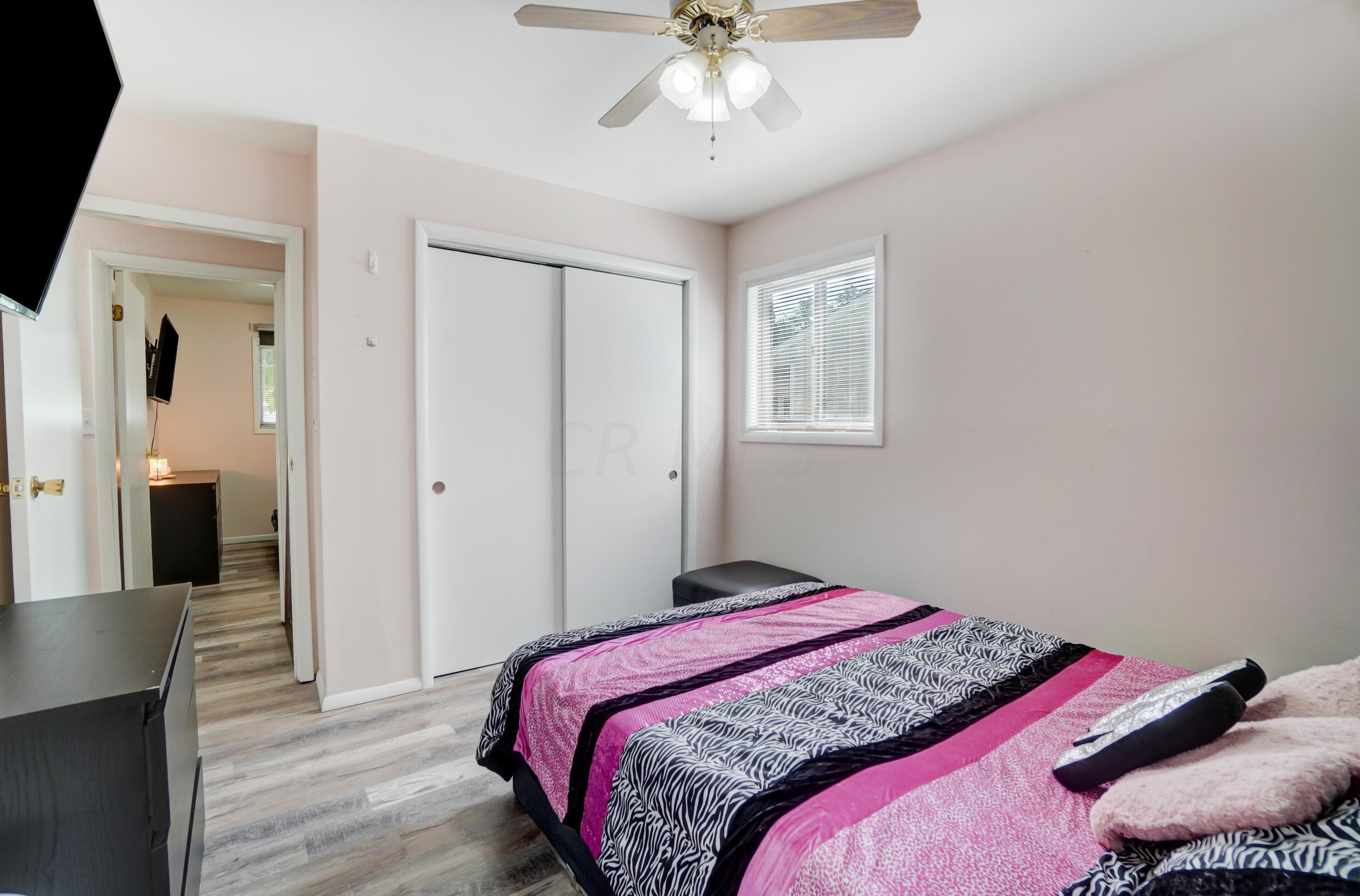 3857 Glenfield Rd, Columbus OH 43232-9501 exterior